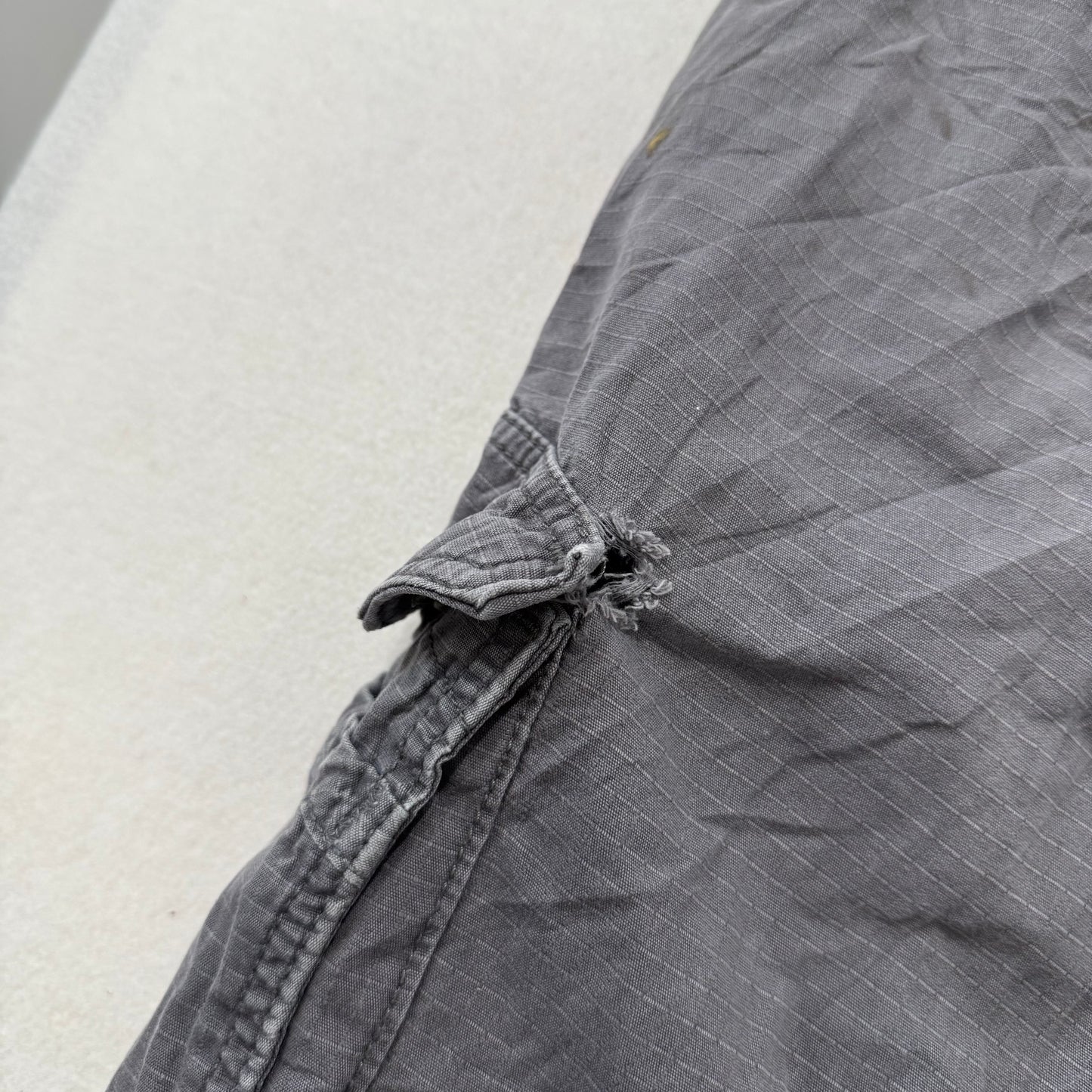 Carhartt Gray Cotton Cargo Pants Zipper Pockets Utility Workwear Size 40x32