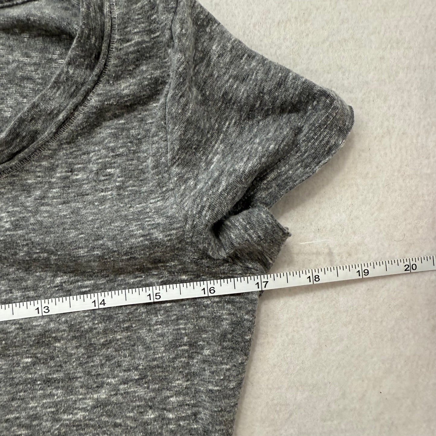 Abercrombie & Fitch gray henley short sleeve top