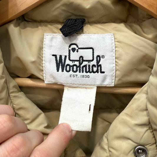 Woolrich Men's Beige Quilted Down Puffer Vest Snap Buttons Cargo Pockets Size L