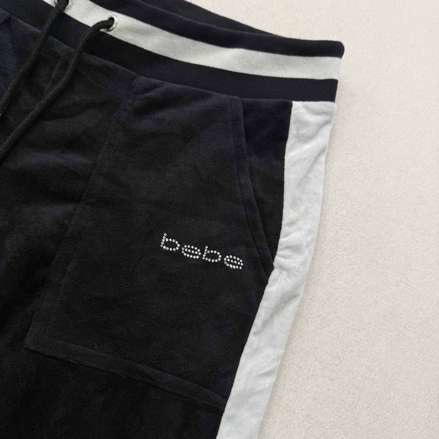 Bebe Women Black Velour White Side Stripes Wide Leg Track Pant Drawstring Size L