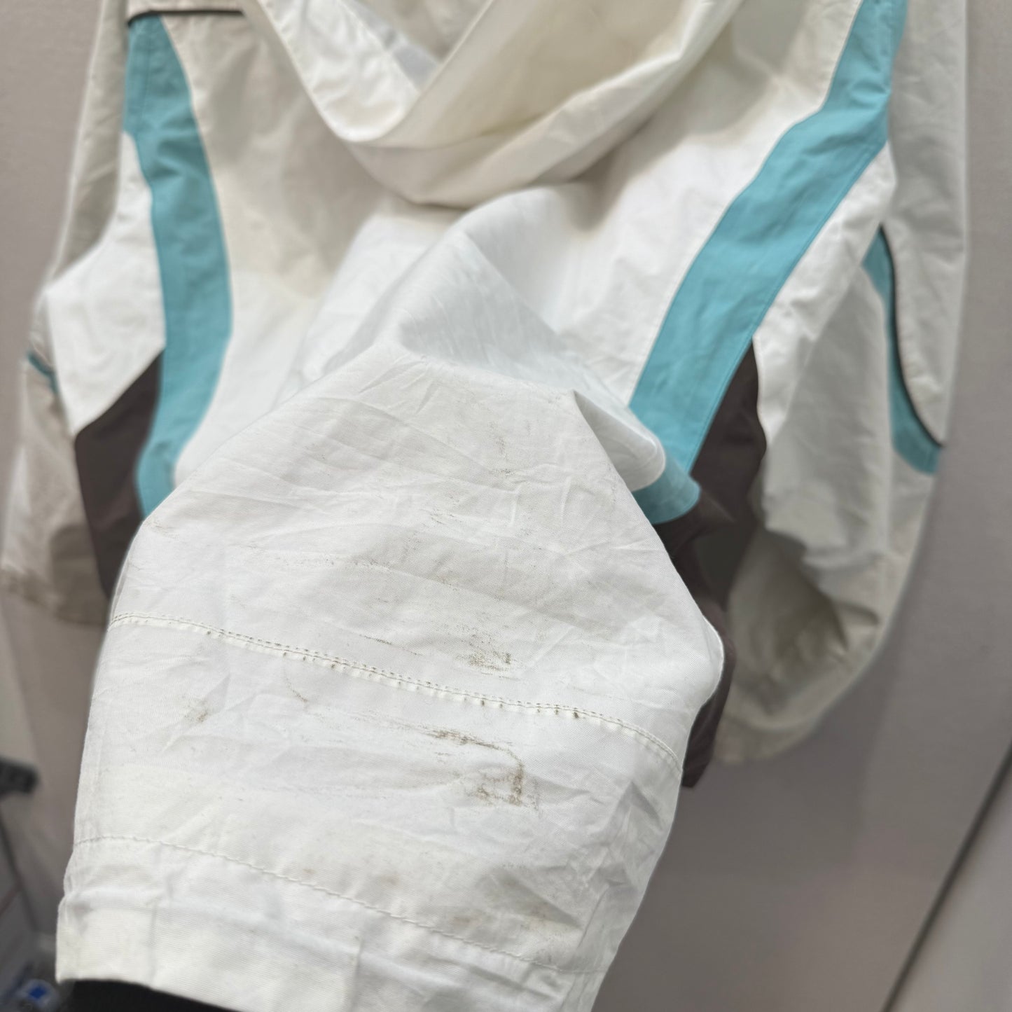Nike ACG Outer Layer Couche Men's White Full Zip Fitstorm Rain Jacket Size XL