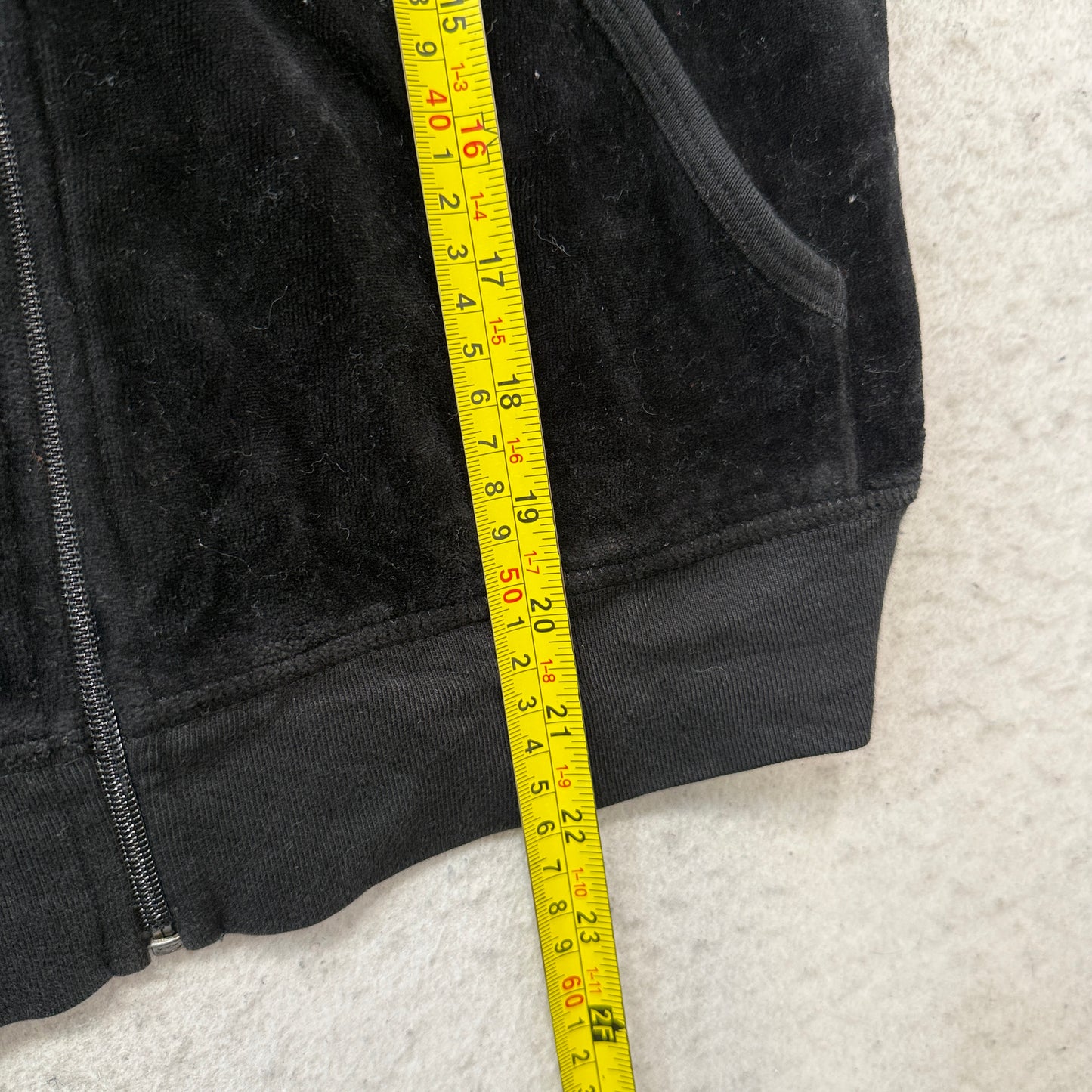 2003 Vintage Juicy Couture Women's Black Velour Zip-Up Hoodie Pockets Size L