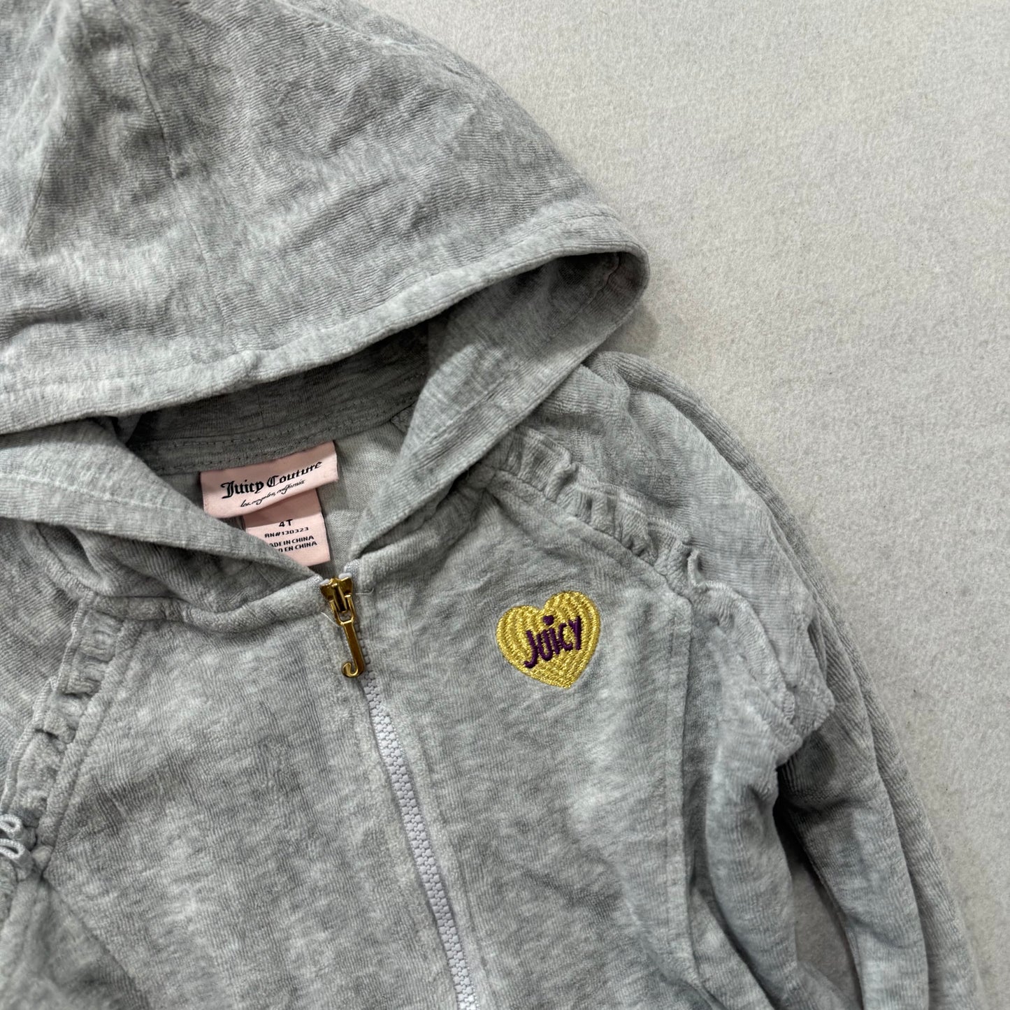 Juicy Couture Girl's Heather Gray Velour Full Zip Hoodie Heart Logo Y2K Size 4T
