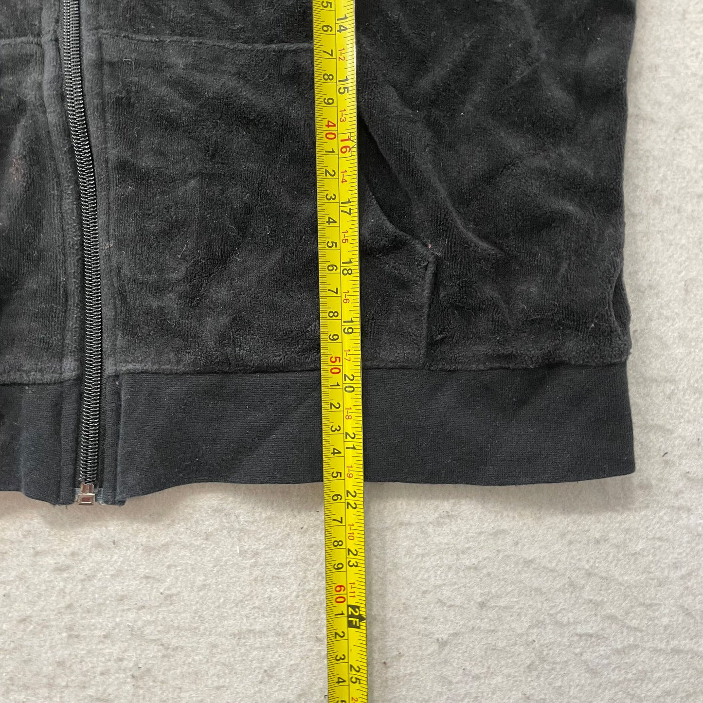 Vintage Juicy Couture Women Black Velour Zip-Up Hoodie Drawstring Pockets Size L