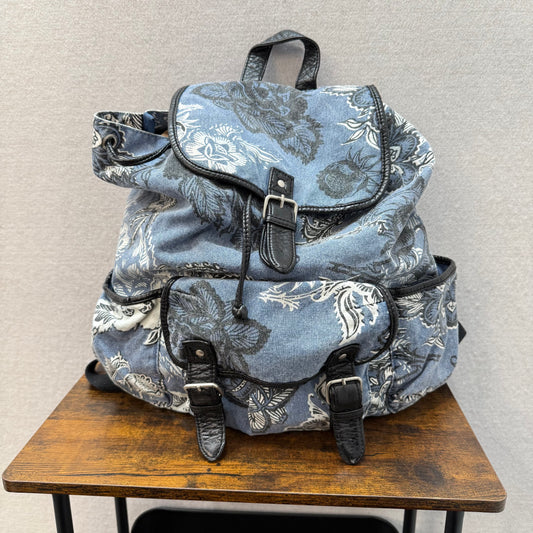 Aeropostale Blue White Paisley Canvas Flap Top Backpack Utility Pockets Size L