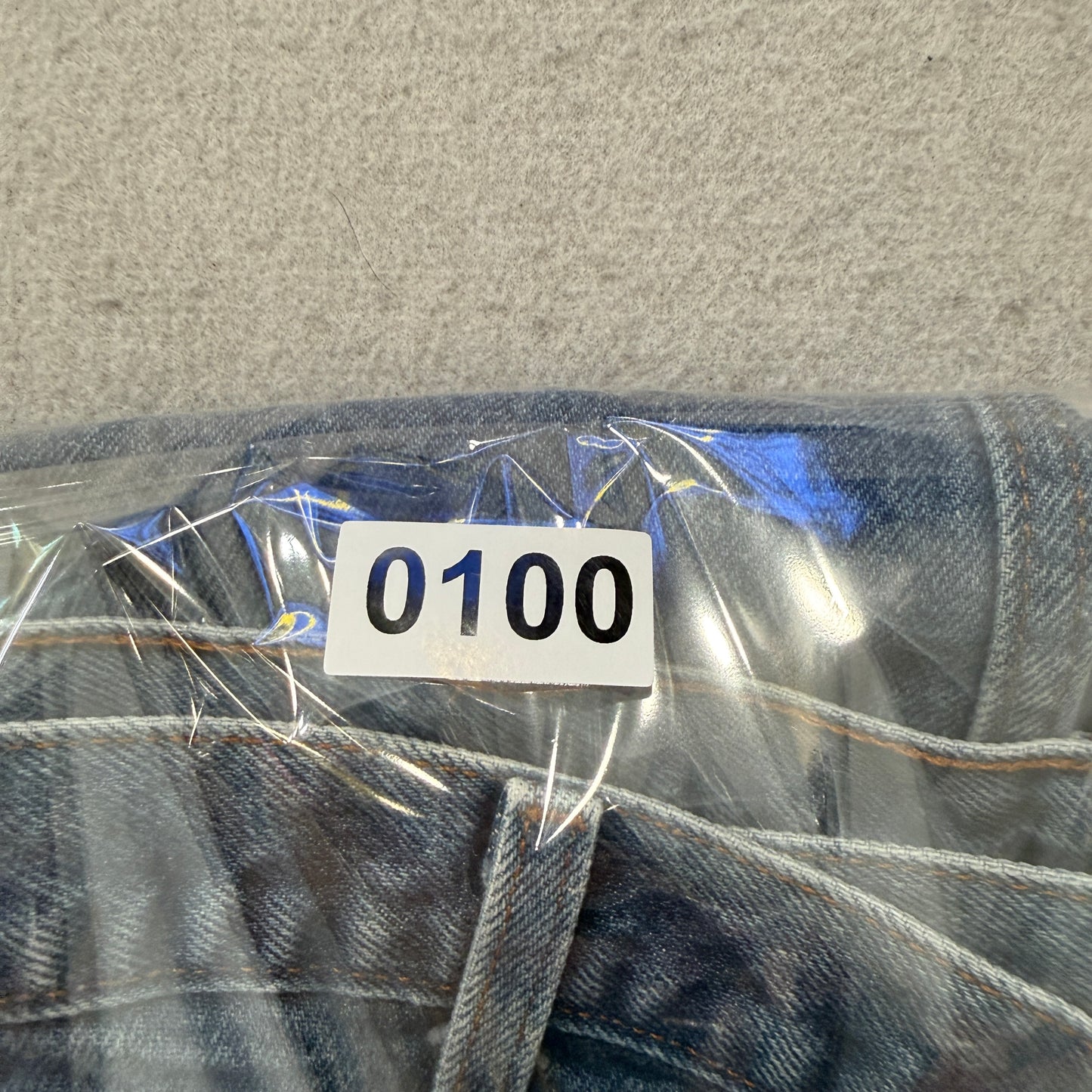 Rustler Men's Blue Denim Jeans Relaxed Fit Pockets Zip-Fly Classic Size W32