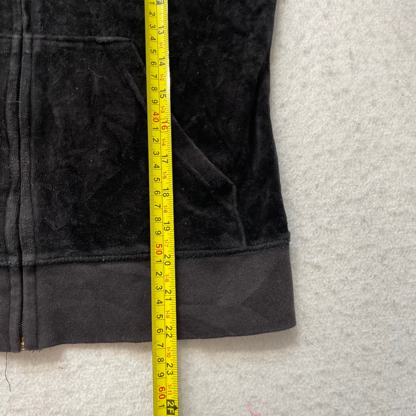 Juicy Couture Women's Black Velour Zip-Up Hoodie Pockets Embroidered Logo Size M