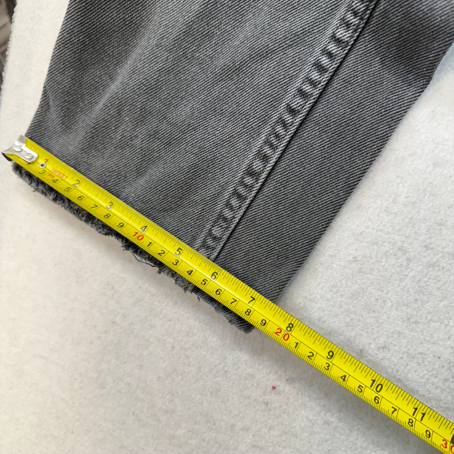 L.L.Bean Men's Washed Gray Denim Classic Fit Straight Leg Jeans Raw Hem Size 34