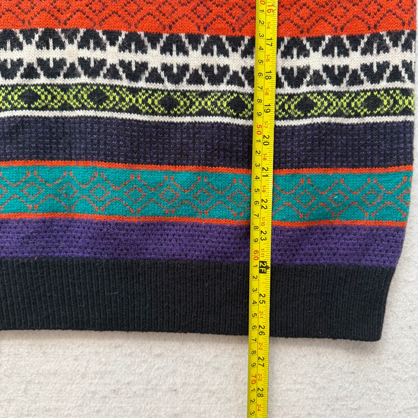 H&M Divided Women's Multicolor Ikat Print Knitted Sweater Isle Pattern Size M