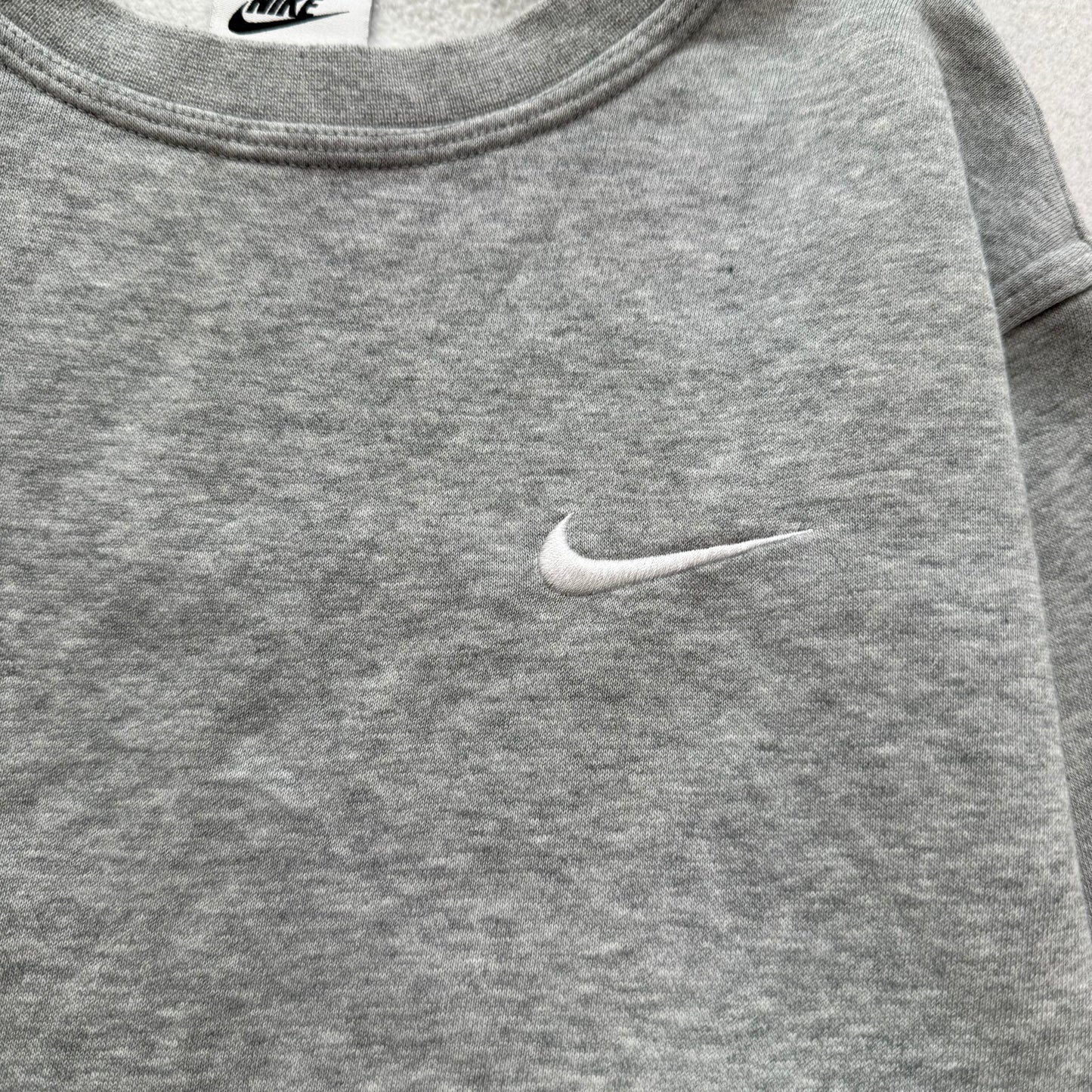 Nike Men's Gray Fleece Athletic Sweatshirt Swoosh Embroidered Logo Casual Size S