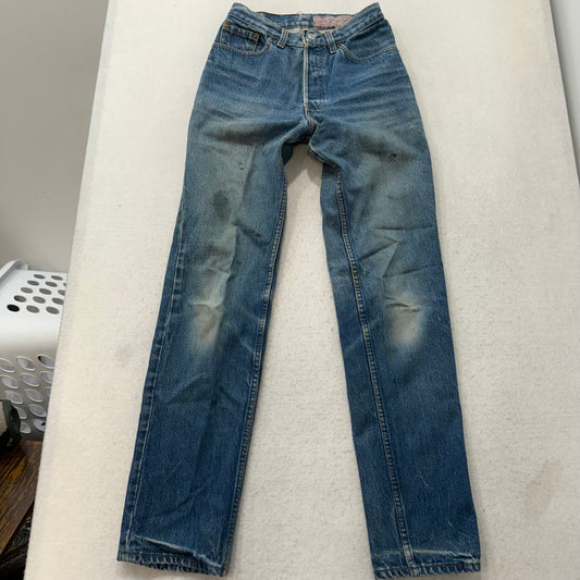 Levi's Strauss & Co. Women's Medium Wash Blue Denim Straight Leg Jeans Size 26