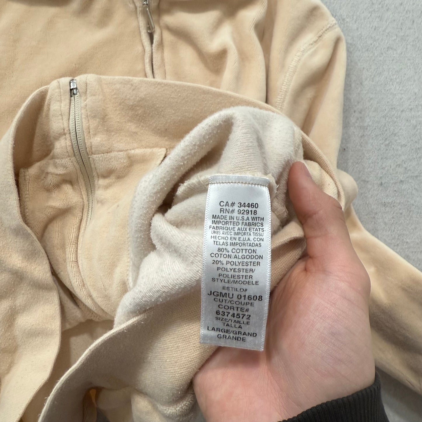 Vintage Juicy Couture Women's Tan Velour Zip-Up Hoodie Loungewear Pockets Size L