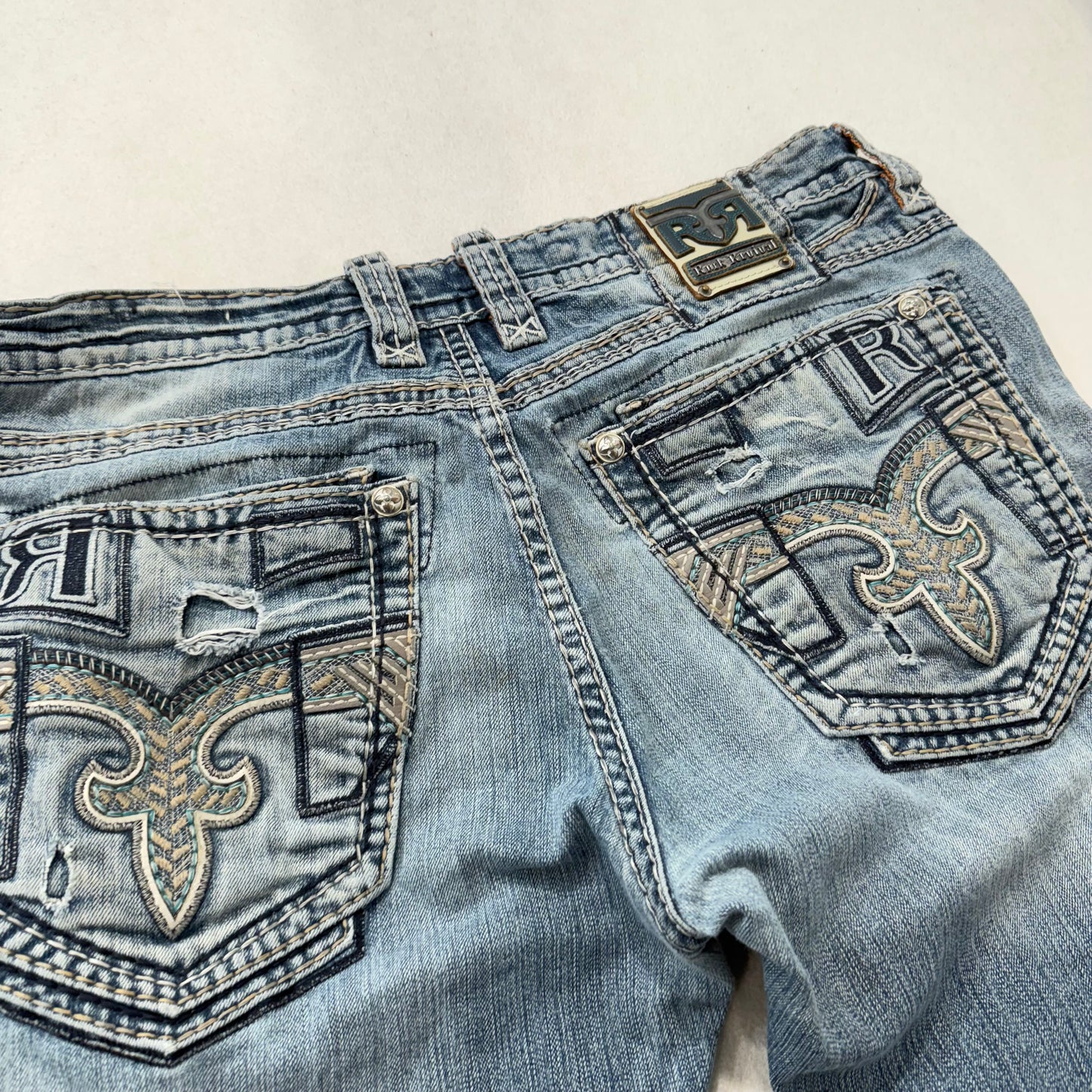 Rock Revival Light Washed Denim Straight Jeans Fleur-de-lis Pockets Size 40