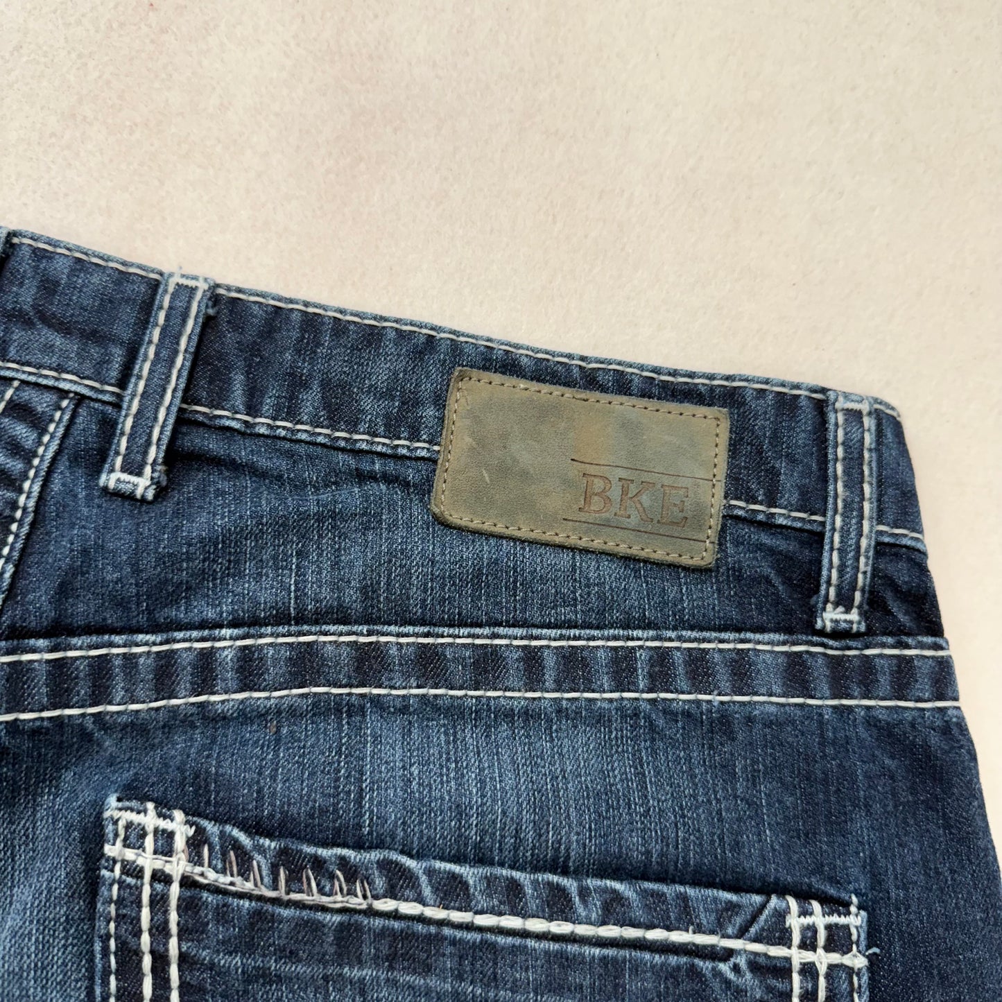 BKE Tyler Men's Dark Indigo Denim Bootleg Jeans Signature Pockets Y2K Size 36R