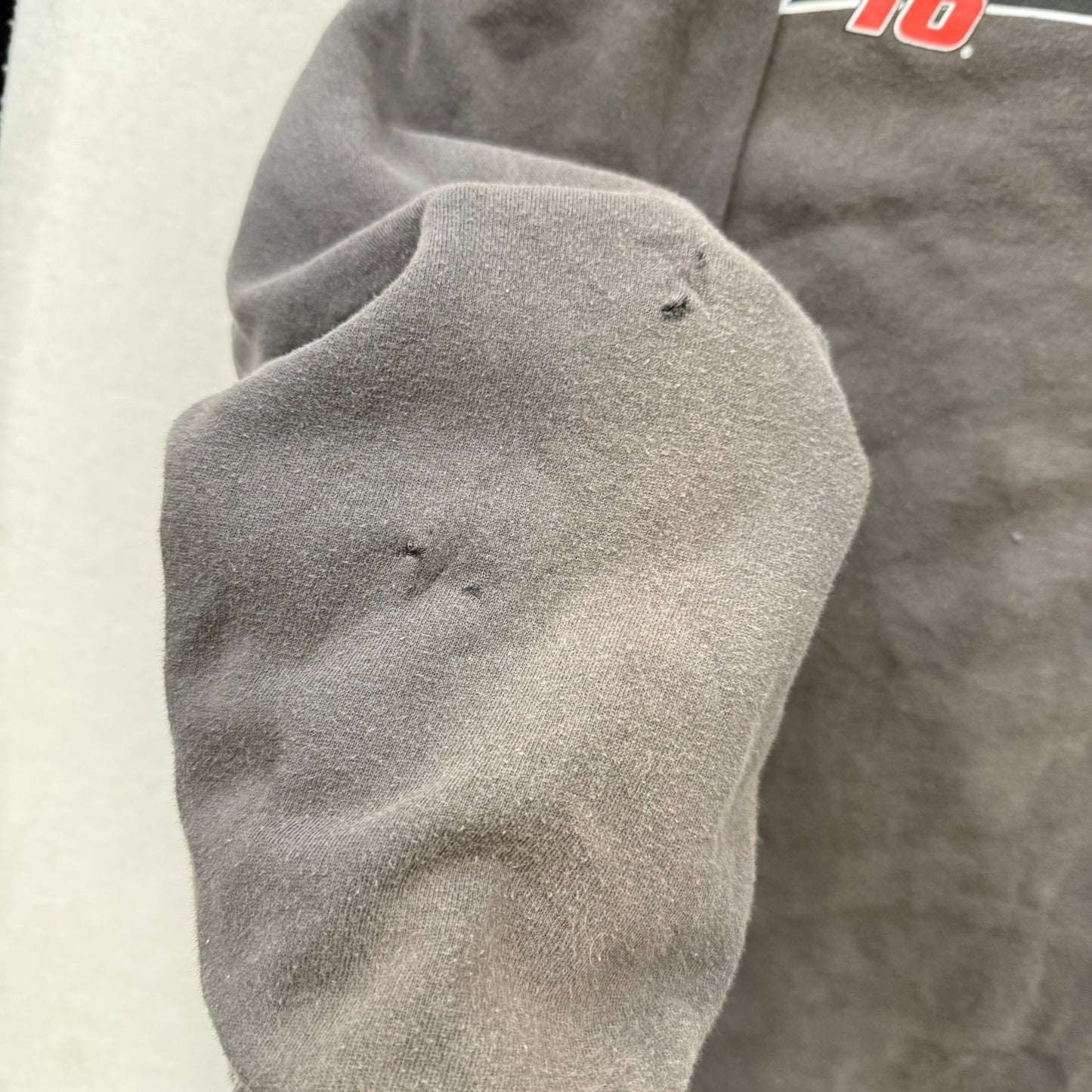 Bobby Labonte #18 NASCAR Charcoal Gray Cotton Blend Racing Sweatshirt Size XL