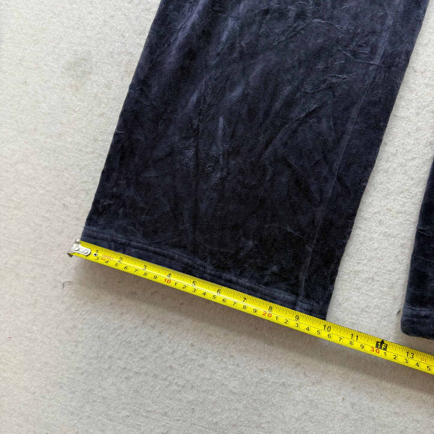 Vintage Juicy Couture Women's Navy Velour Wide Leg Track Pant Back Pocket Size S