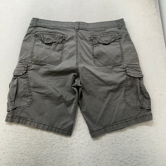 Unionbay Men's Olive Cargo Shorts Authentic Fit Pockets Classic Zip-Fly Size W38