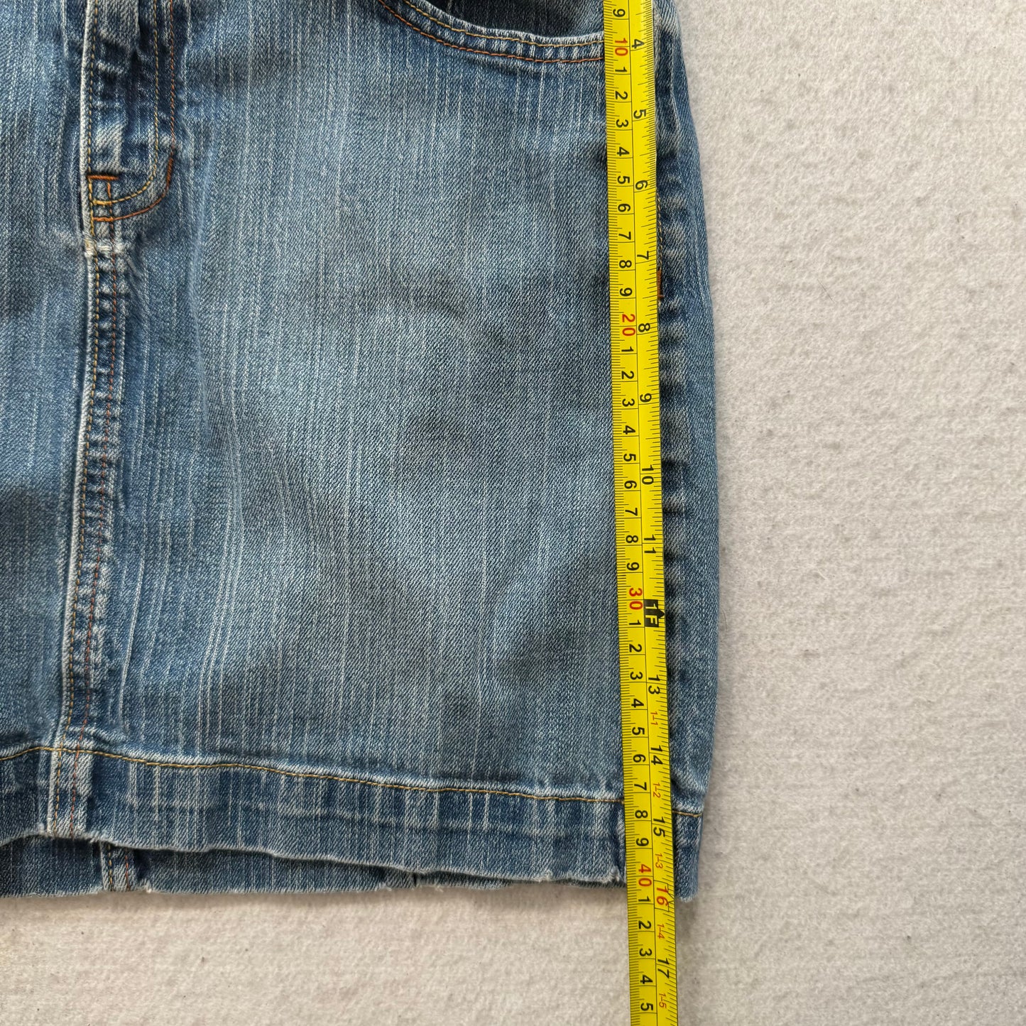 Gap Jeans Women's Blue Denim Straight Cut Mini Skirt Pockets Button Fly Size 8