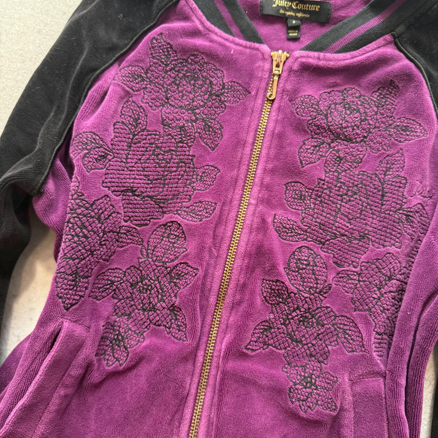 Juicy Couture Women Purple Black Velour Two Tone Floral Embroidery Jacket Size S