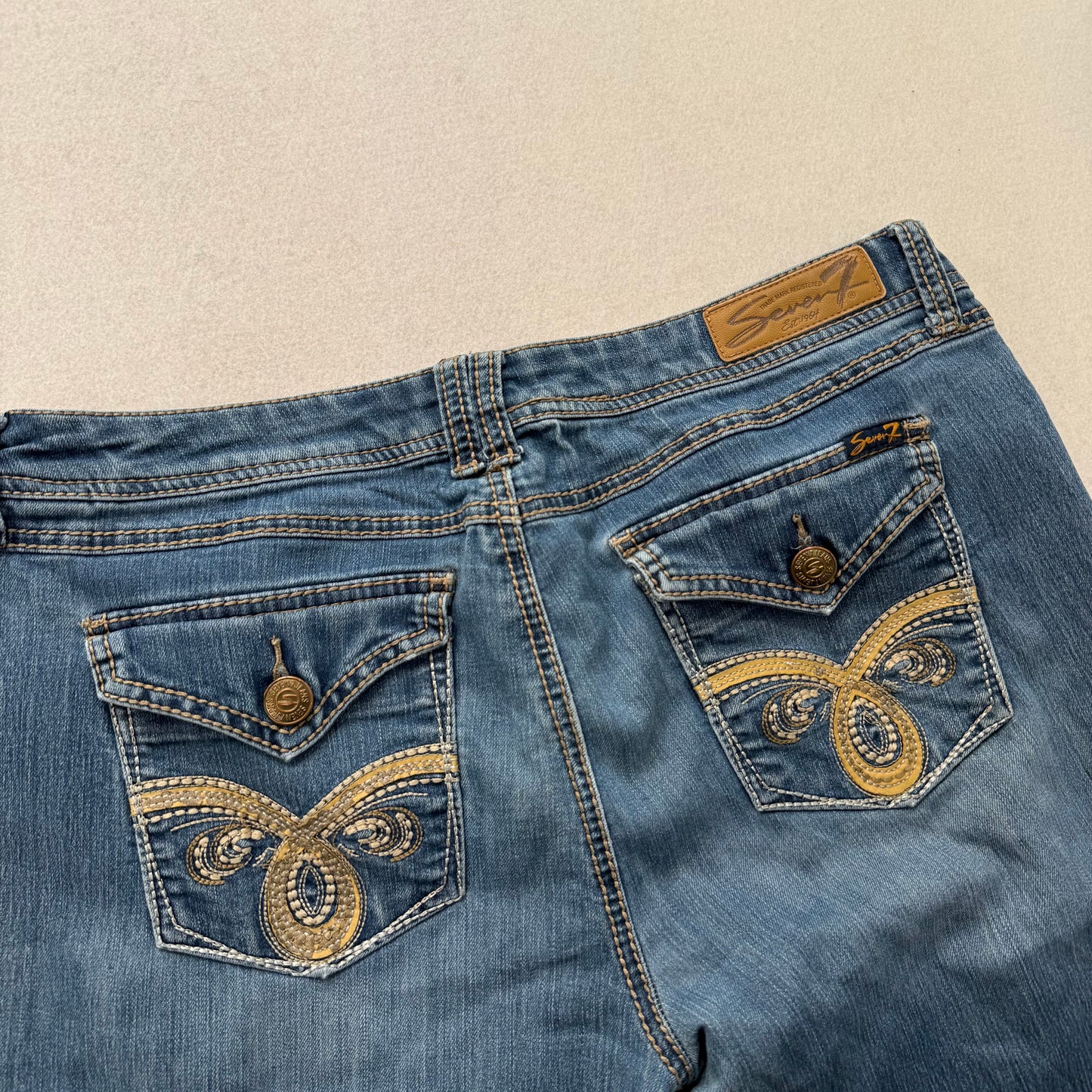 Seven7 Blue Denim Bootcut Jeans Embroidered Flap Back Pockets Size 16