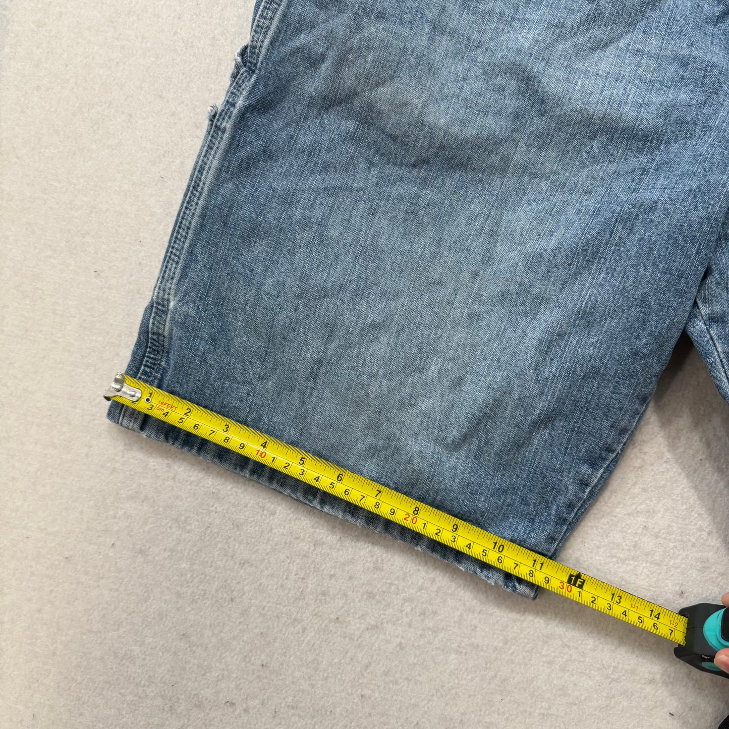 Wrangler Men's Medium Wash Blue Denim Baggy Carpenter Shorts Hammer Loop Size 36