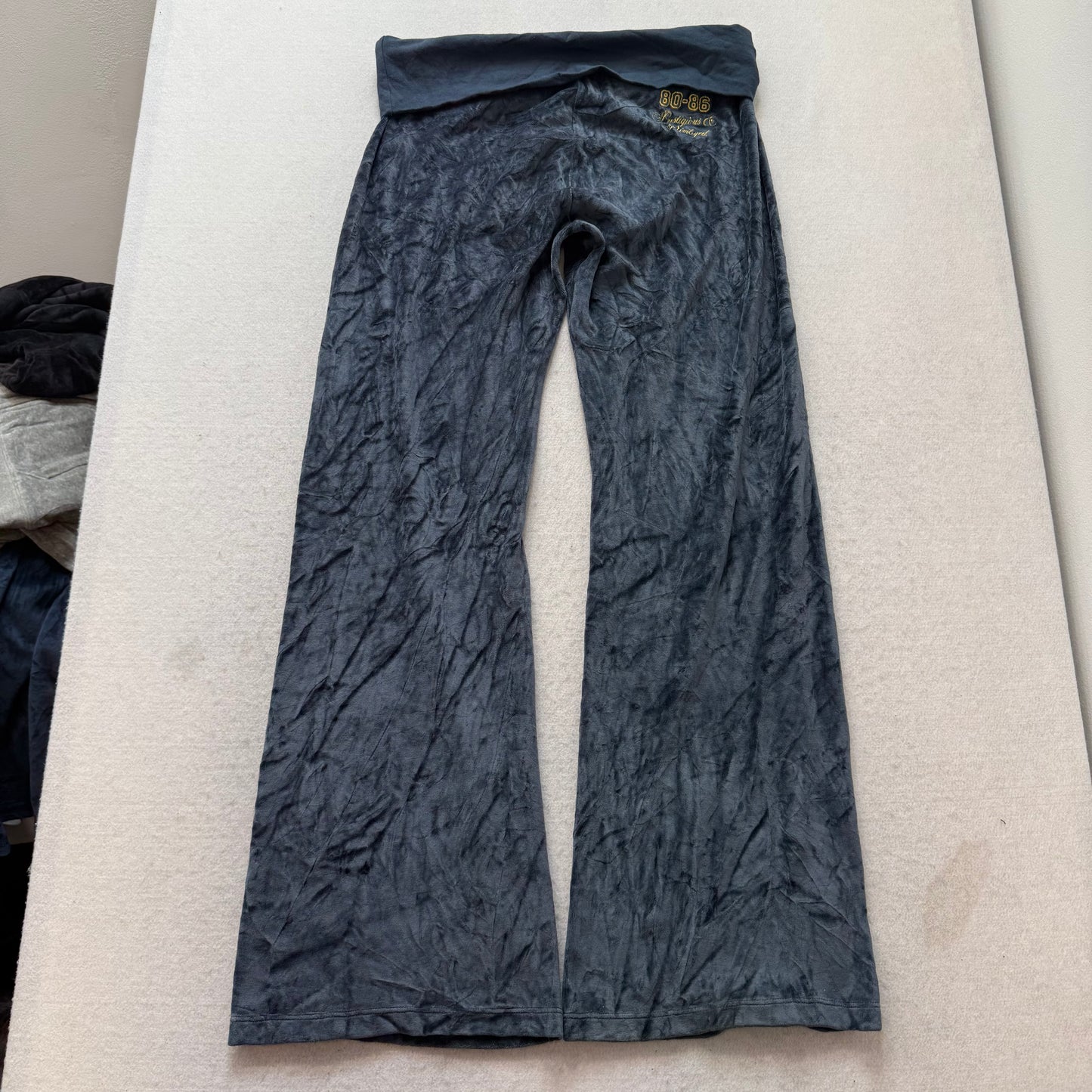 Victoria's Secret PINK Women Dark Gray Flare Yoga Pant Foldover Waistband Size M