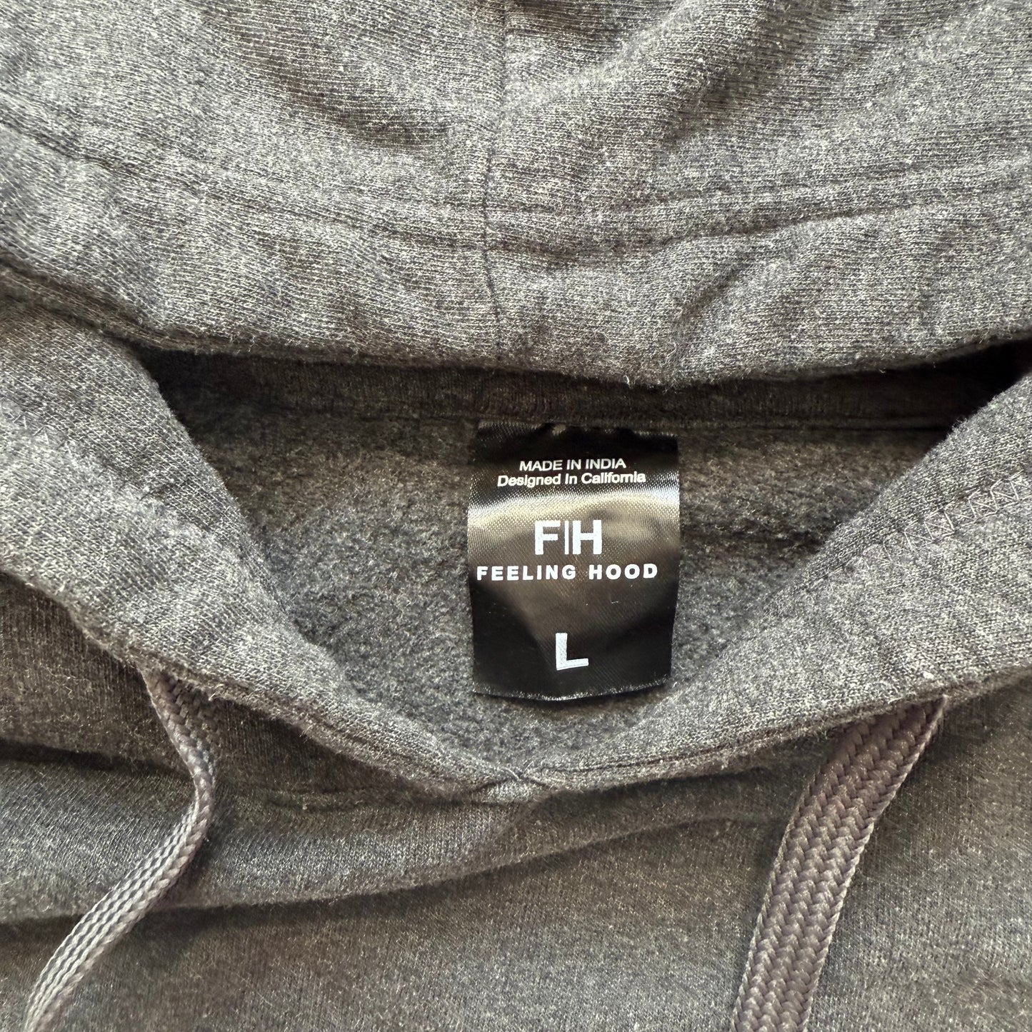 Feeling Hood Leavenworth Washington Unisex Black Pullover Hoodie Graphic Size L