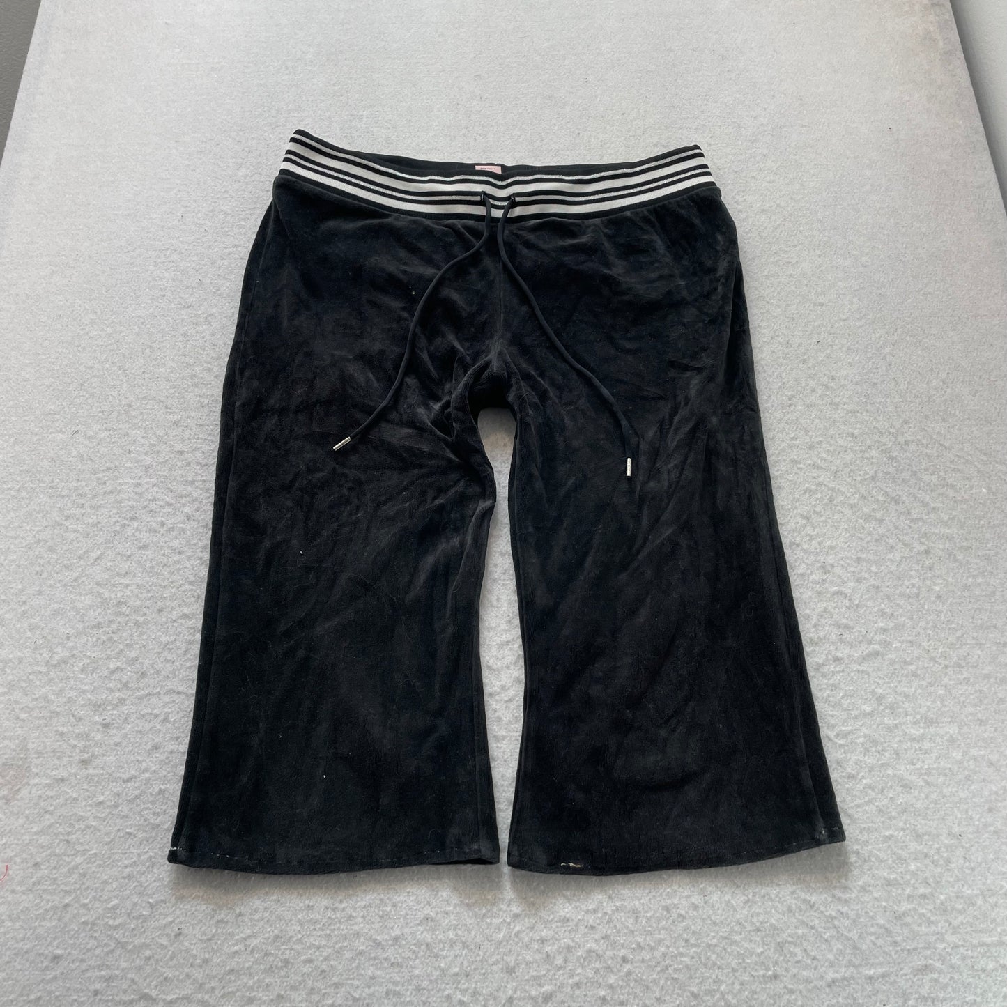 Juicy Couture Womens Black Velour Capris Pant Drawstring Snap Flap Pocket Size M