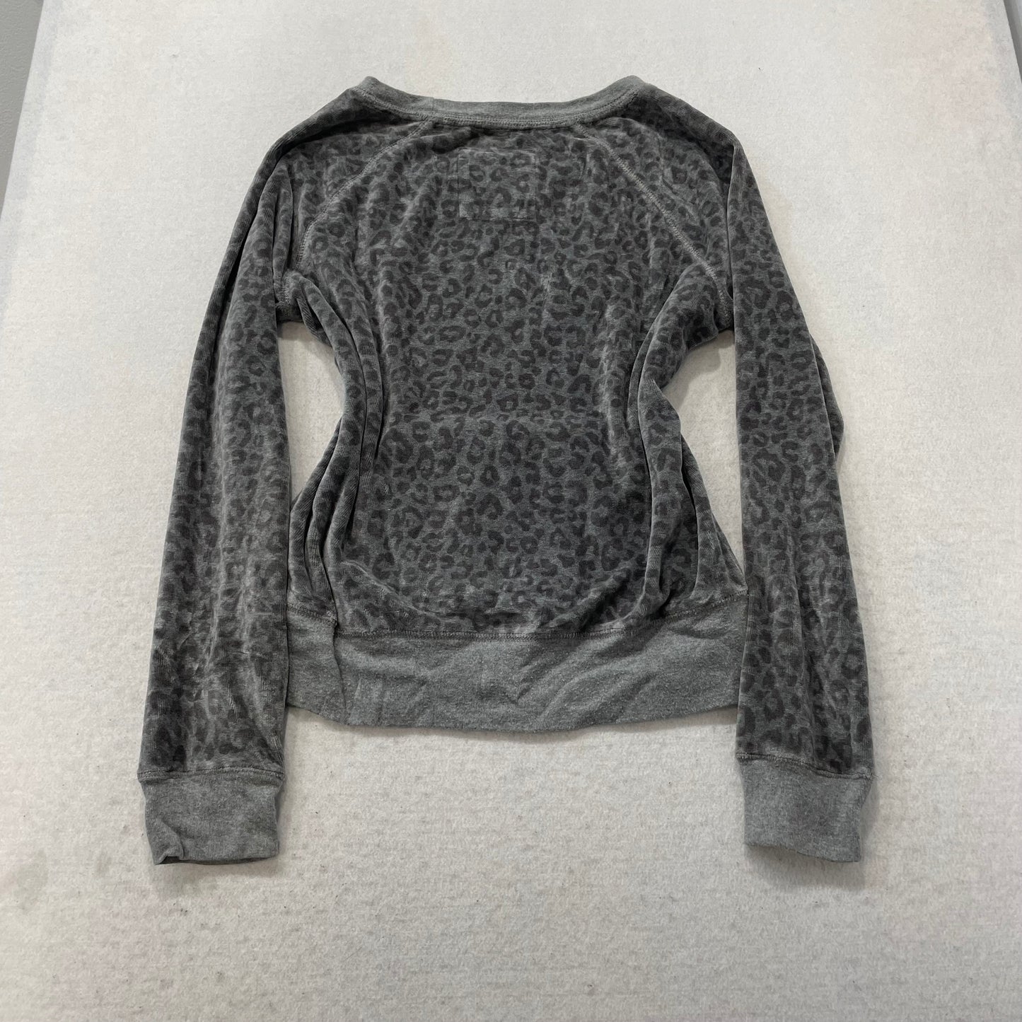 Aéropostale Womens Gray Leopard Print Velour Pullover Top Kangaroo Pocket Size L