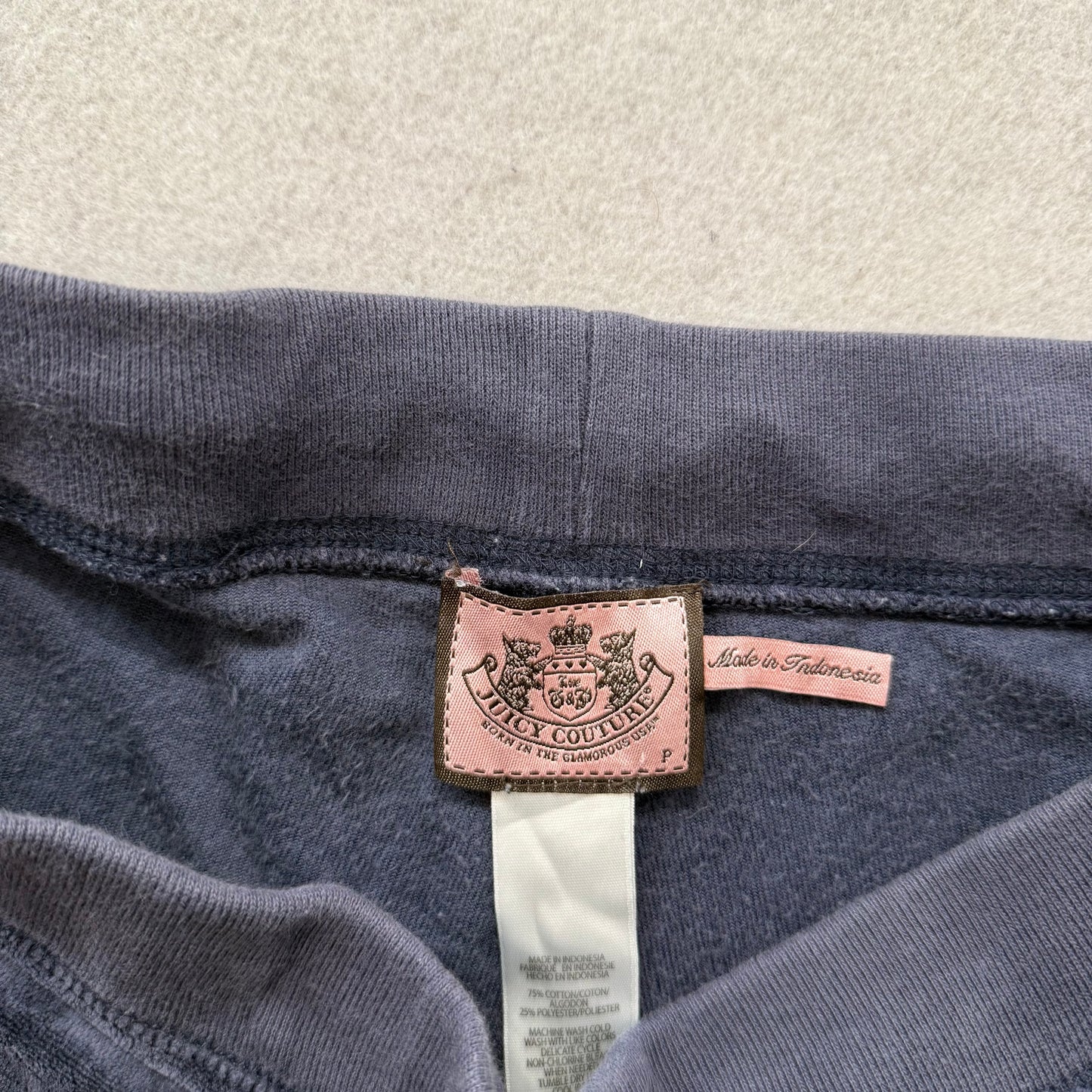 Juicy Couture “Soooo juicy” Women's Gray Purple Velour Flared Track Pant Size P