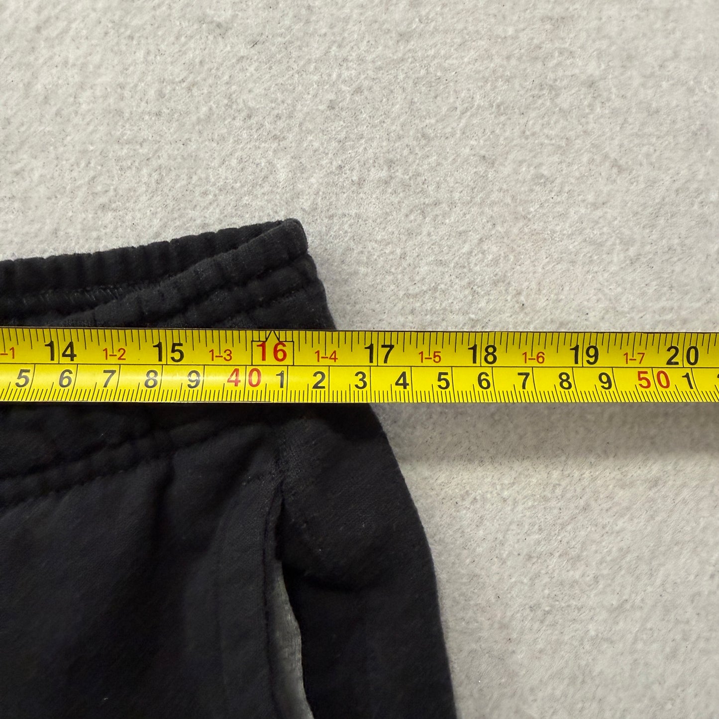 Champion Men's Black Fleece Cargo Shorts Pockets Elastic Waistand Logo Size W33