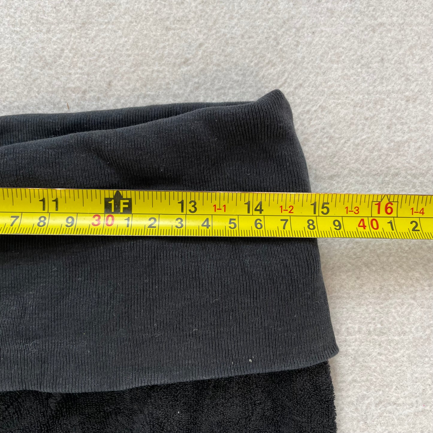 2003 Vintage Juicy Couture Womens Black Terry Cloth Capris Pant Foldovers Size S