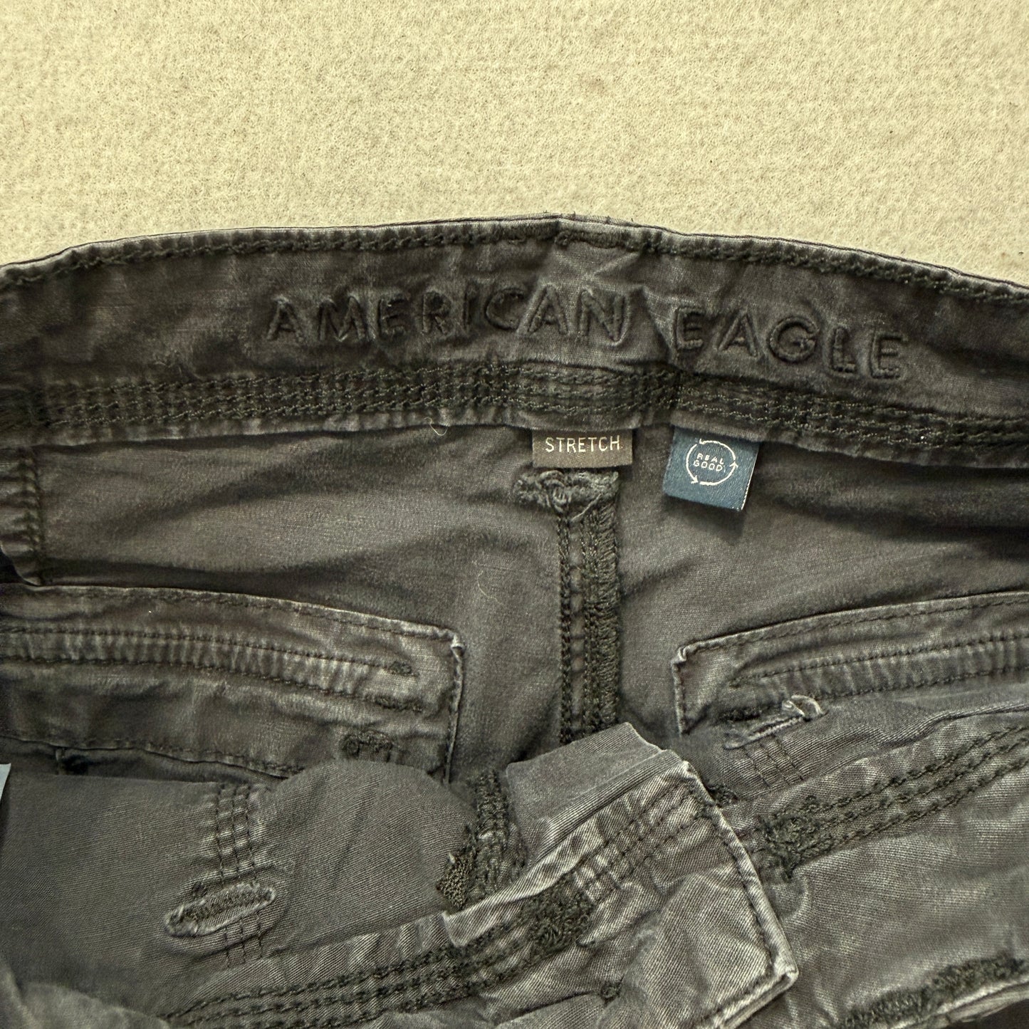American Eagle Outfitters Women's Charcoal Gray Cargo Pant Utility Pocket Size 2