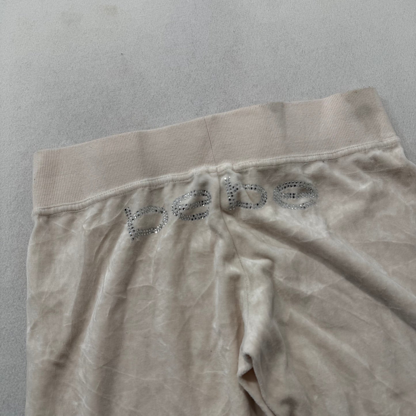 Bebe Women's Cream Velour Flared Track Pant Rhinestones Logo Loungewear Size S