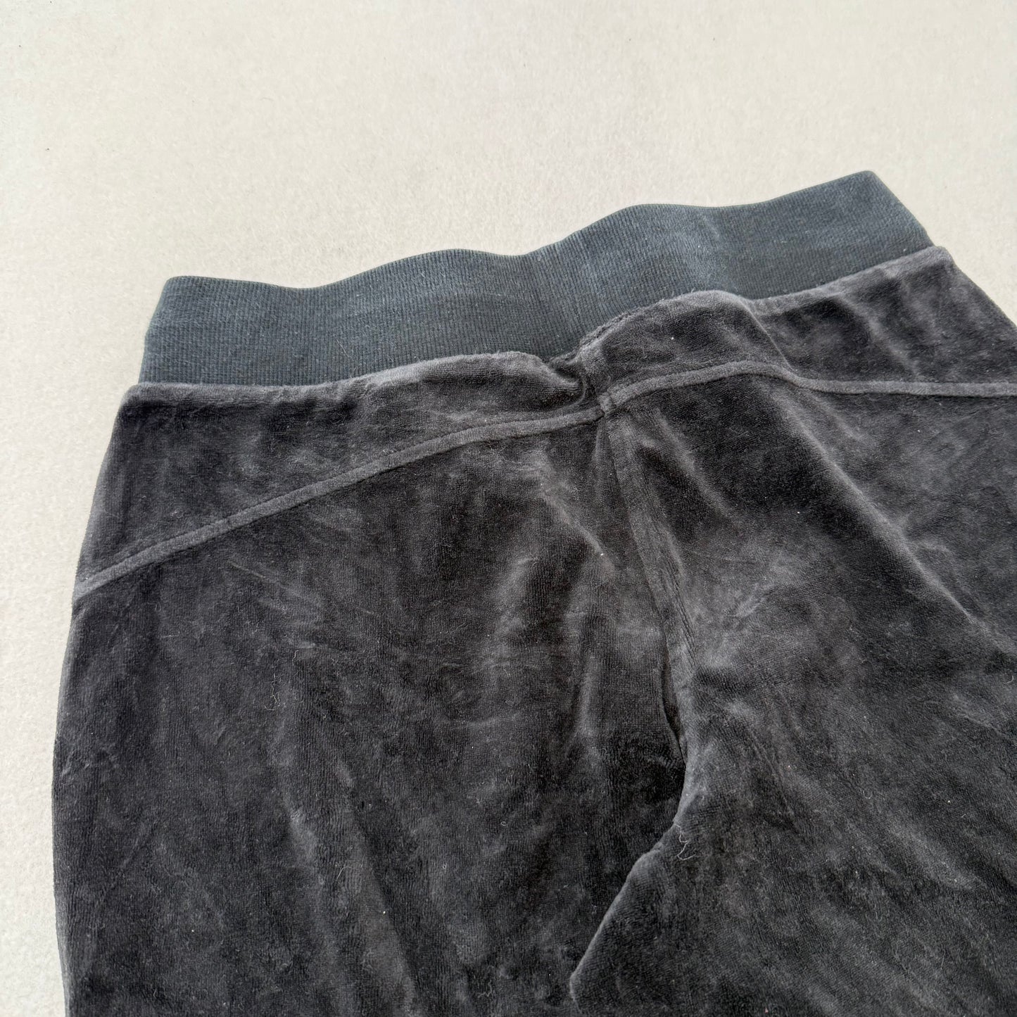 Juicy Couture Women's Black Velour Flared Wide Leg Track Pants High Rise Size M