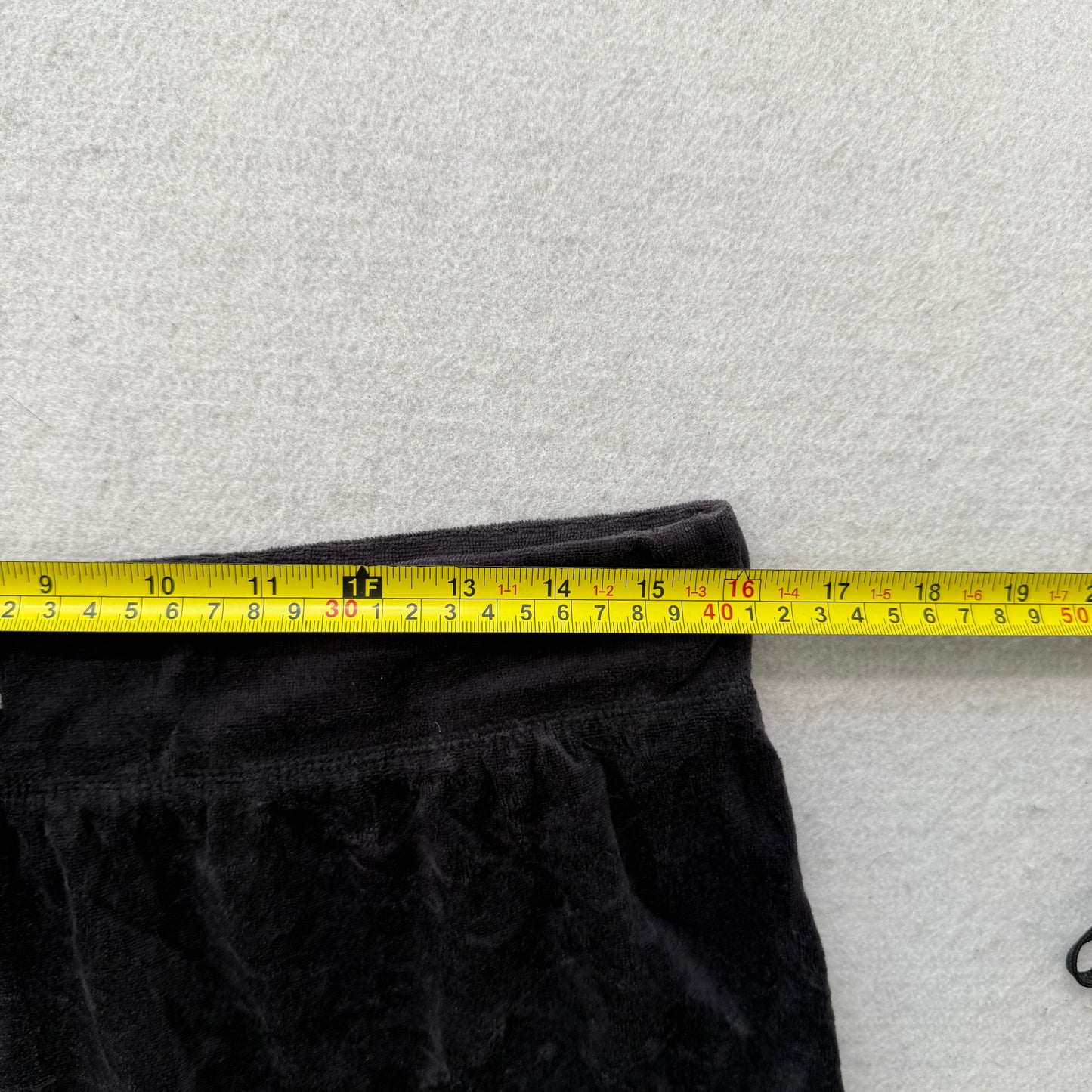 Vintage Juicy Couture Black Velour Flared Track Pant Loungewear Low Rise Size L