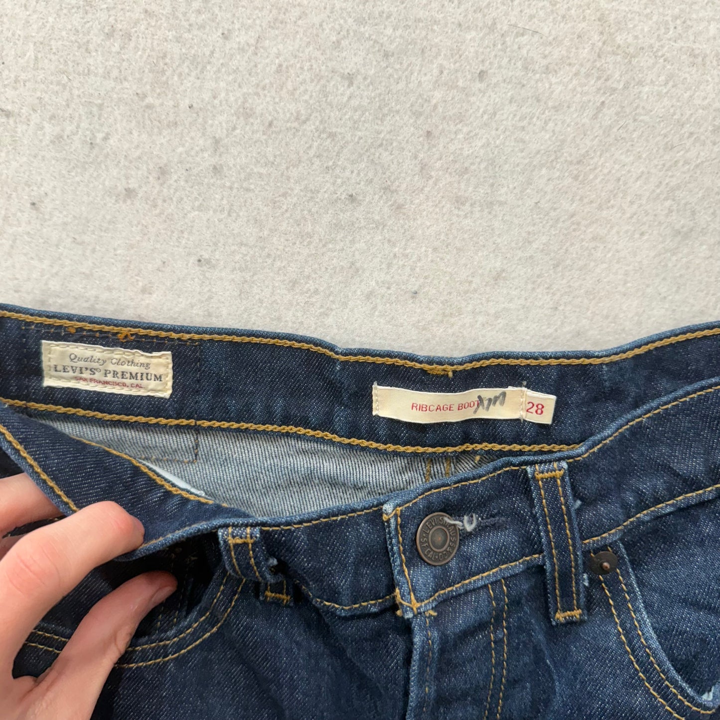 Levi's Women's Blue Denim Ribcage Bootcut Jeans High Rise Dark Wash Size 28