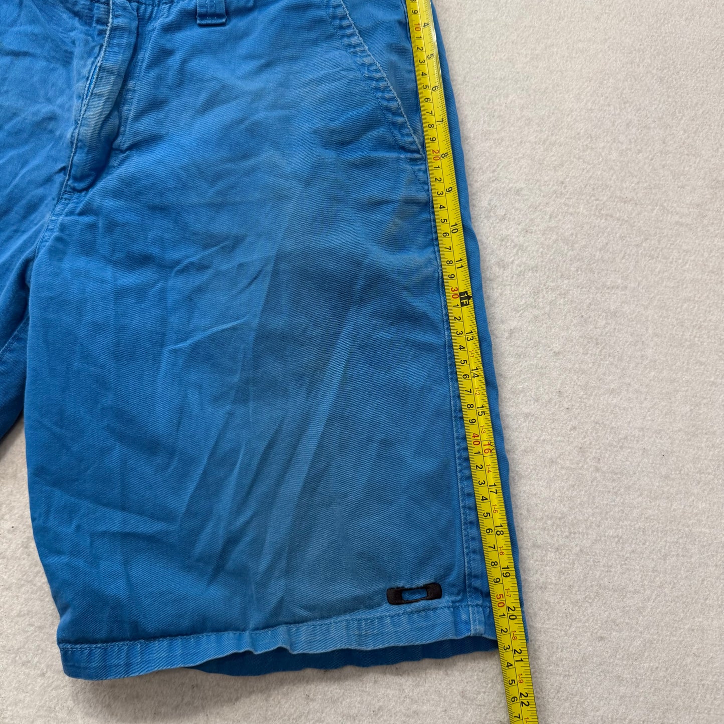 Oakley Men's Bright Blue Cotton Blend Chino Shorts Zip Fly Pockets Logo Size 33