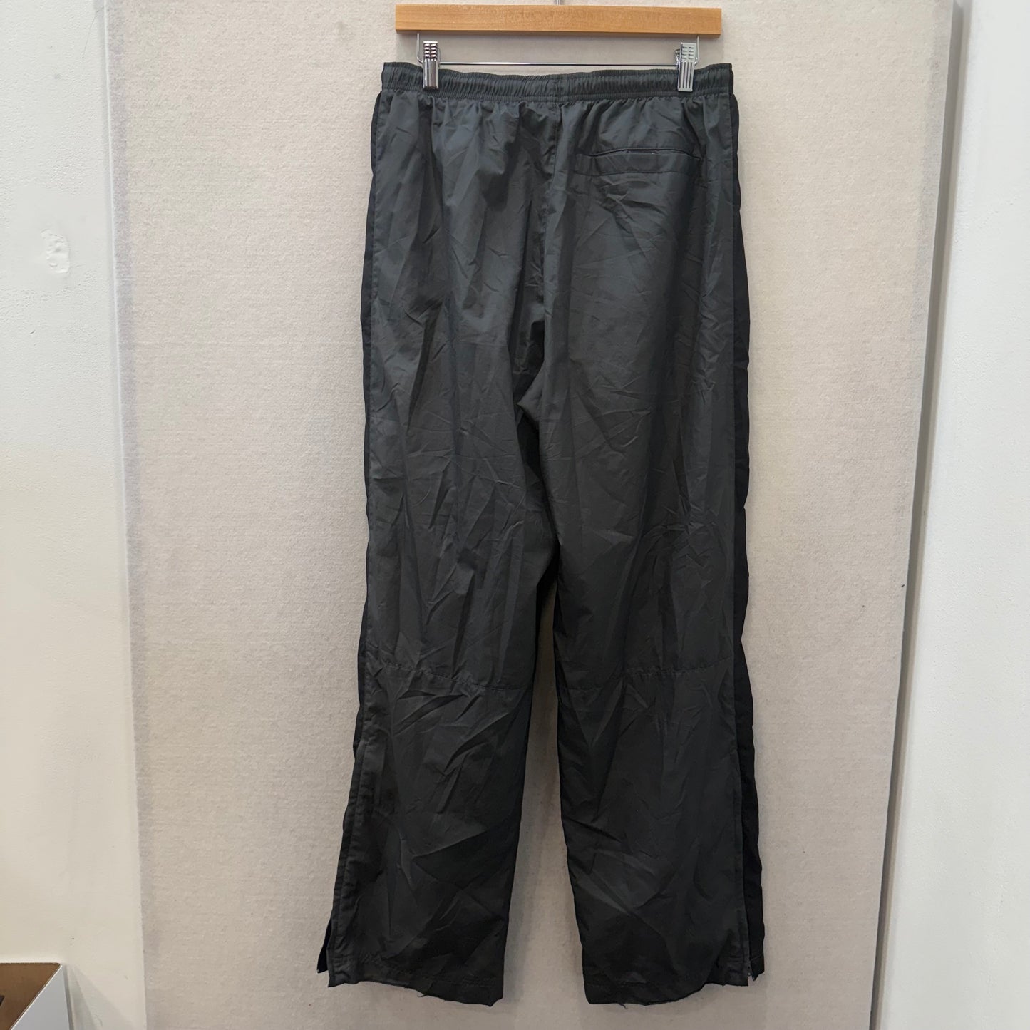 Nike Men's Dark Gray Straight Wide Leg Track Pant Zipper Hem Windbreaker Size L