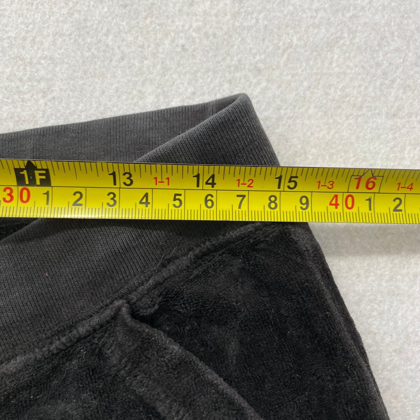 2003 Vintage Juicy Couture Women's Black Velour Cargo Flared Pant Pockets Size M