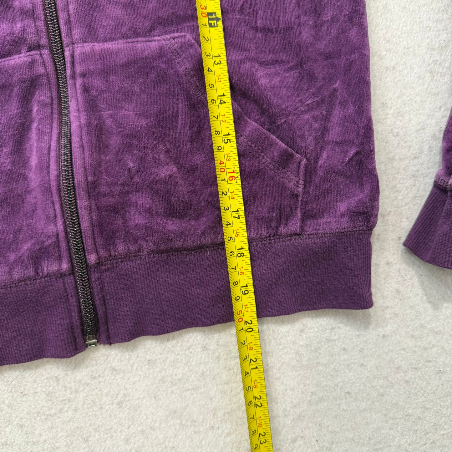 Vintage Juicy Couture Women's Deep Purple Velour Zip Up Hoodie Loungewear Size S