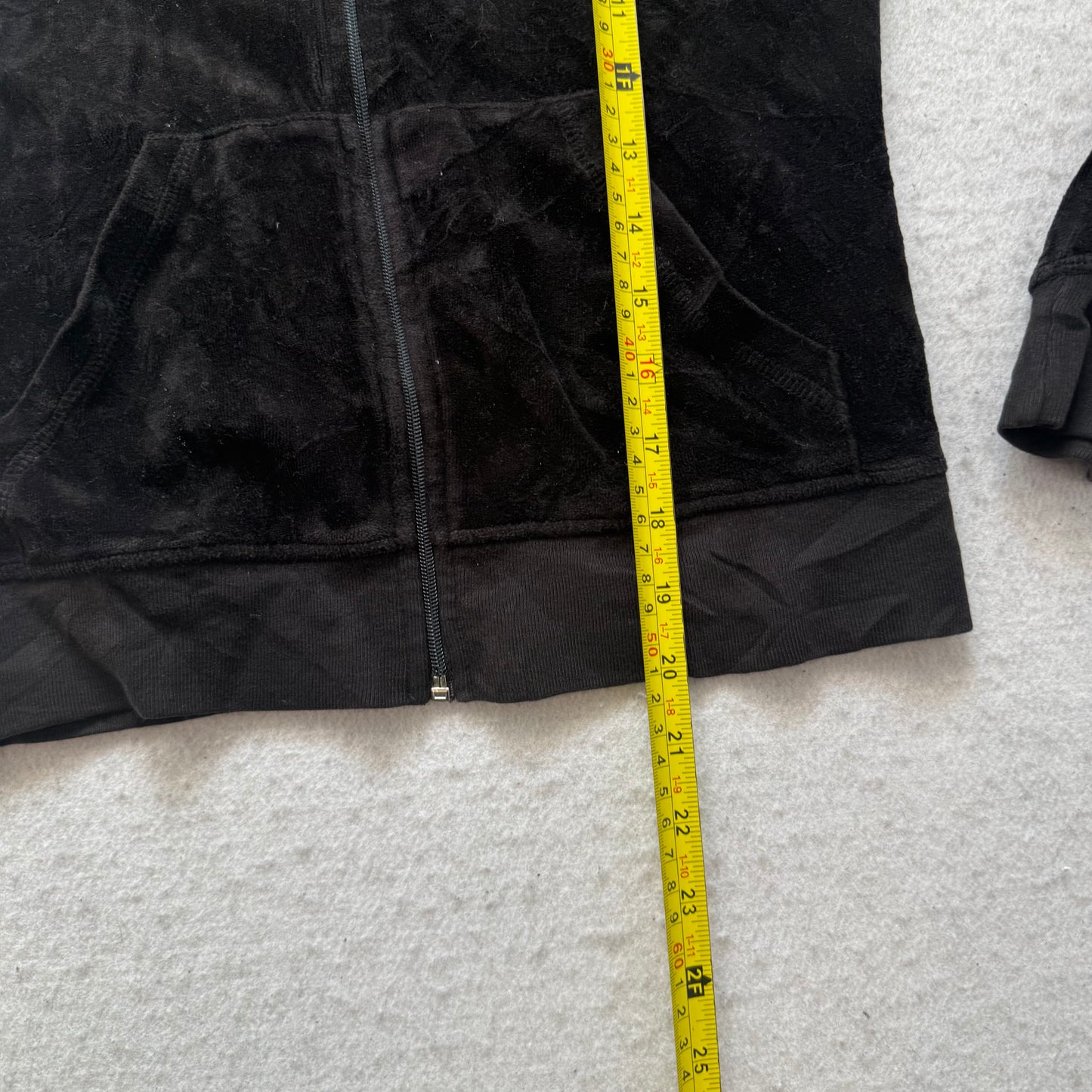 2003 Vtg Juicy Couture Women's Black Velour Zip-Up Track Jacket Mock Neck Size P