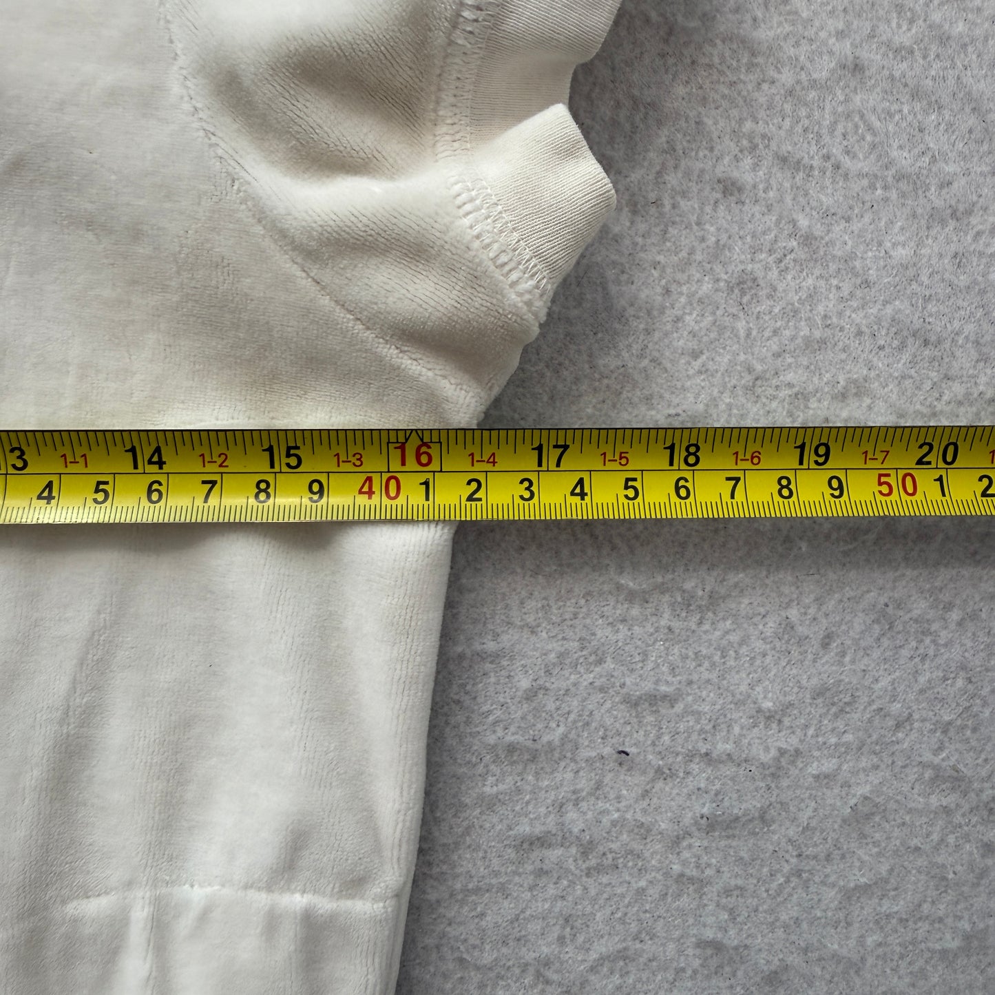 Juicy Couture Mrs. Dempsey Womens White Velour Short Sleeve Zip-Up Hoodie Size M