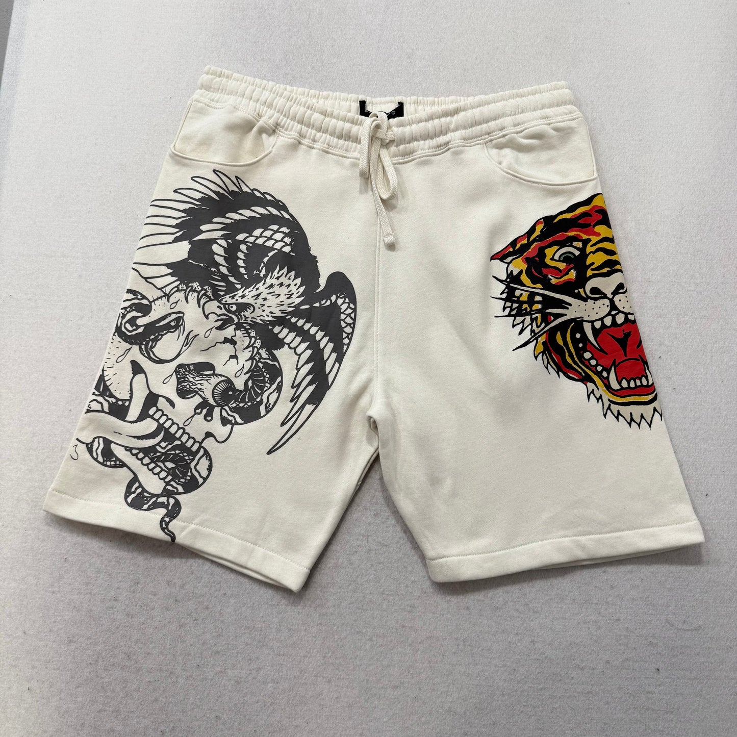 ED HARDY “Tiger Roar” CRÈME FLEECE SHORTS