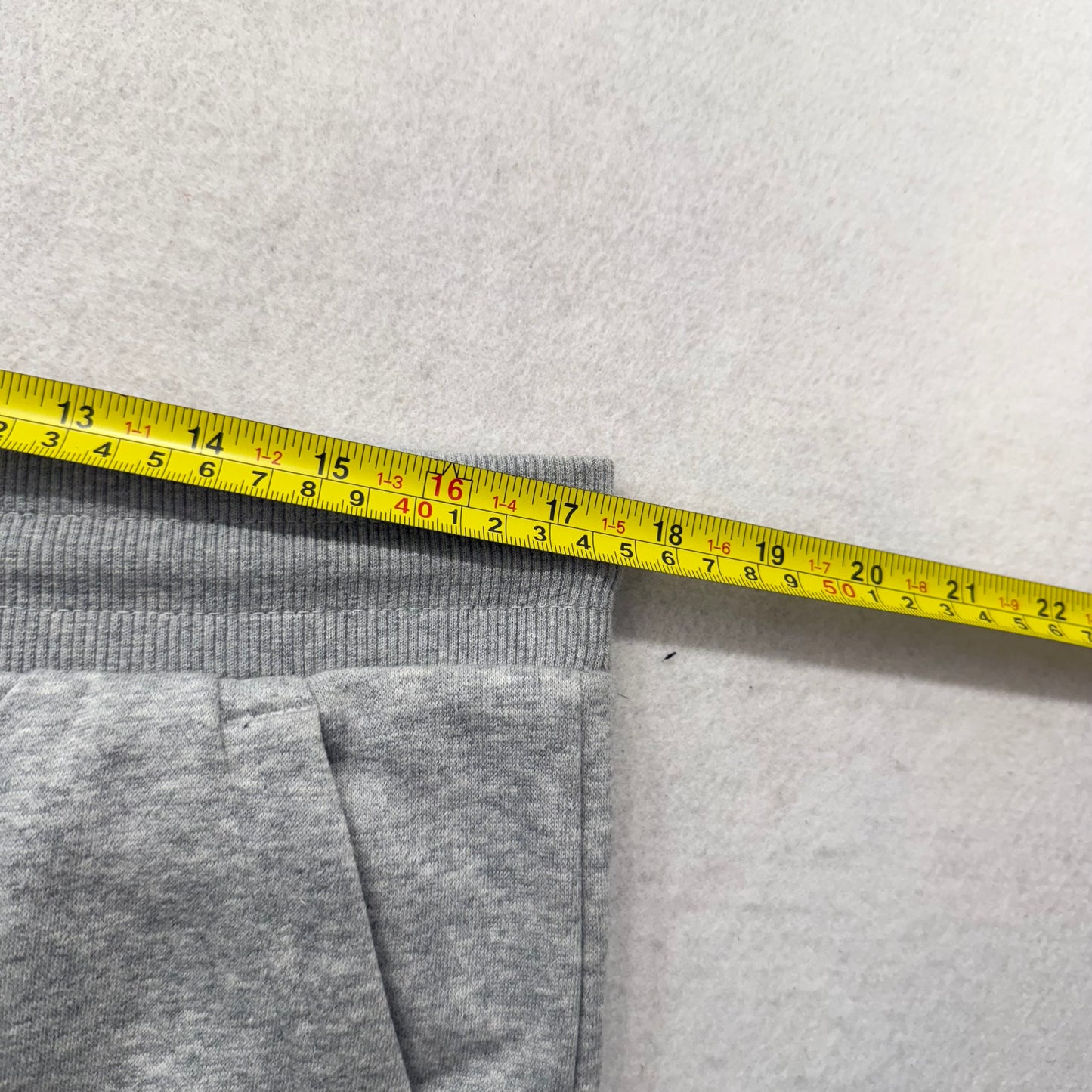 Calvin Klein Men Gray Sweat Shorts Performance Drawstring Sportswear Logo Size M