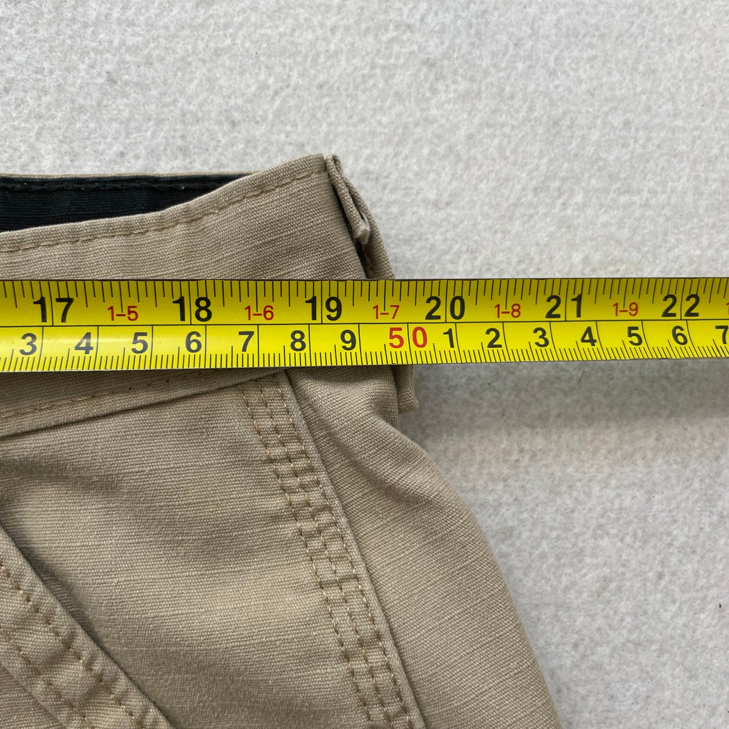 Dickies Men's Khaki Polyester Blend Loose Fit Cargo Pants Pockets Y2K Size W39