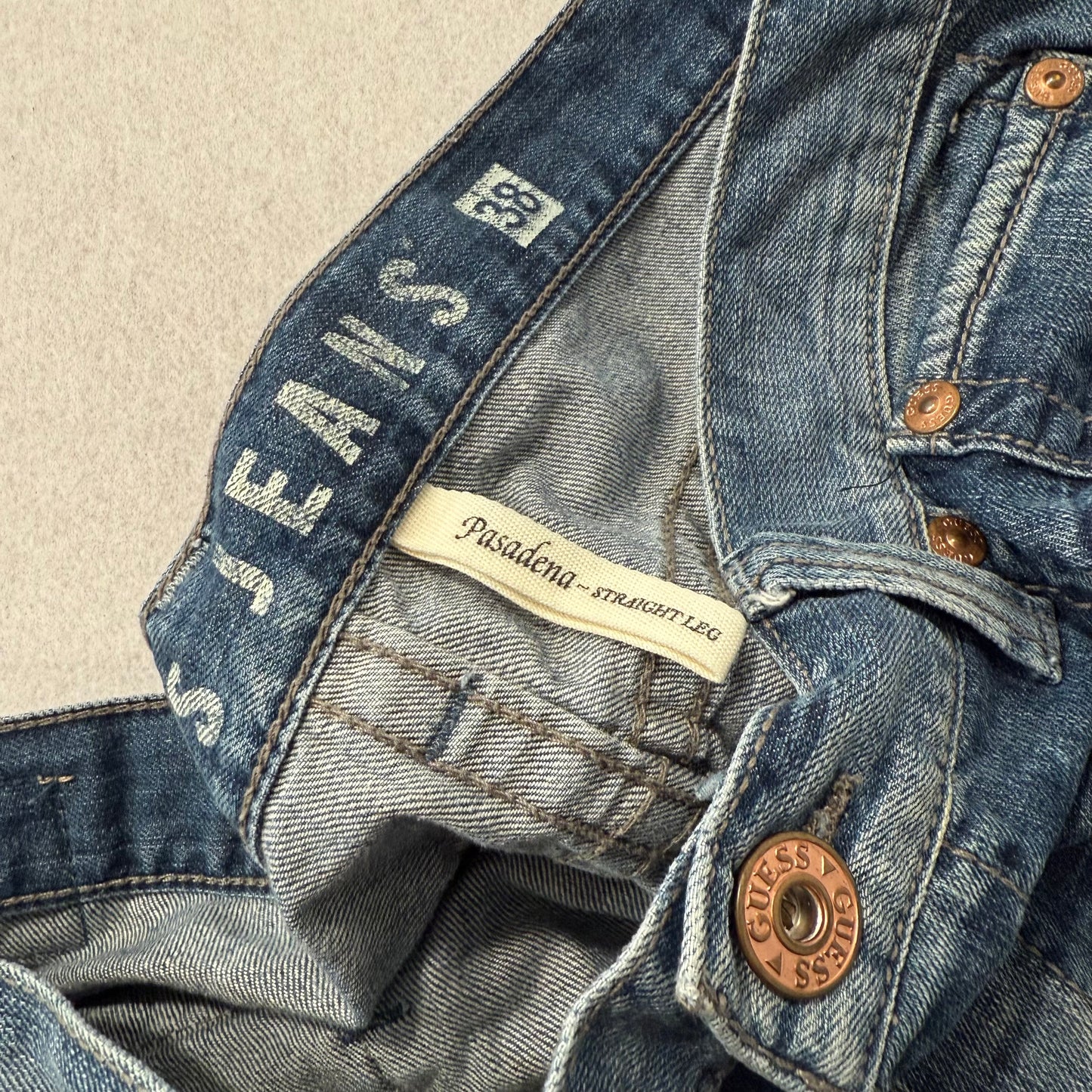 Guess Jeans Pasadena Men’s Blue Denim Jeans Straight Leg Button-Fly Size 38