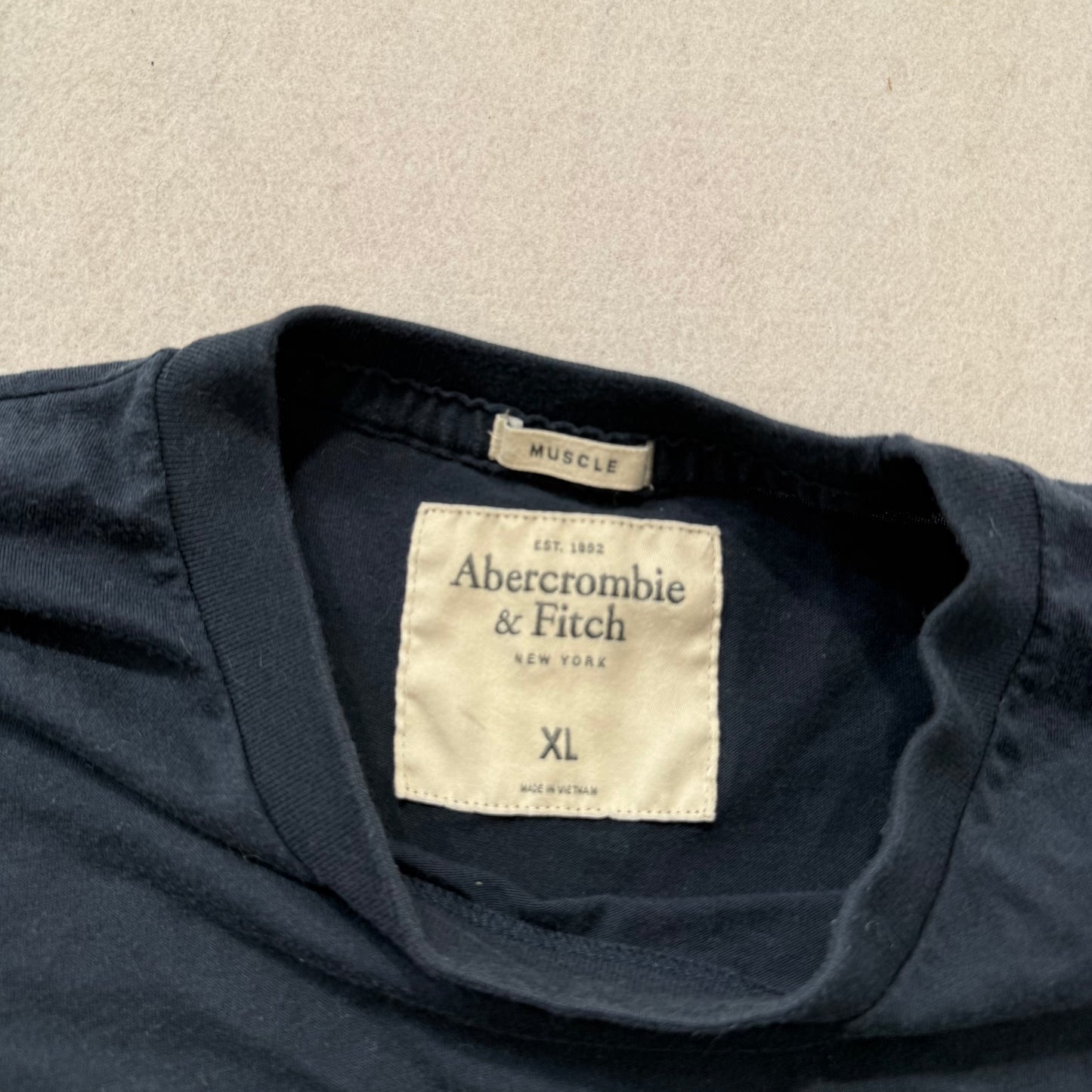 Abercrombie & Fitch Co. Men's Deep Navy Cotton T-Shirt Long Sleeves Tee Size XL