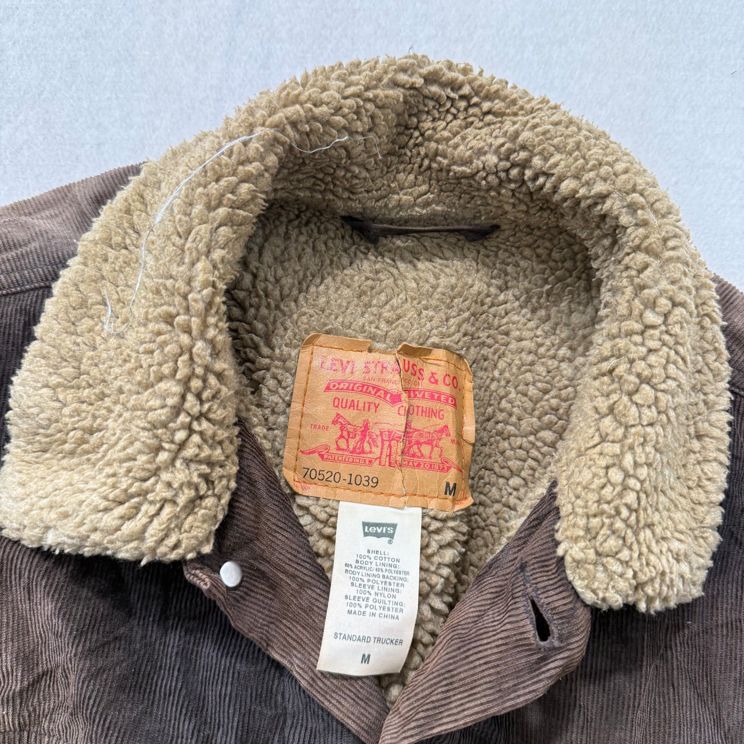 Levi Strauss & Co. Dark Brown Cotton Sherpa-Lined Corduroy Trucker Jacket Size M