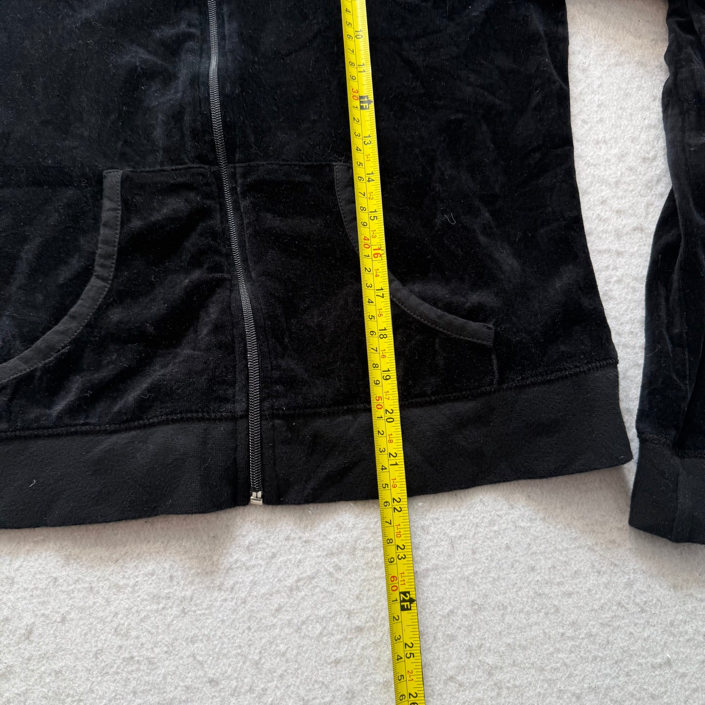 Juicy Couture Women's Jet Black Velour Zip-Up Hoodie Loungewear Pockets Size XL